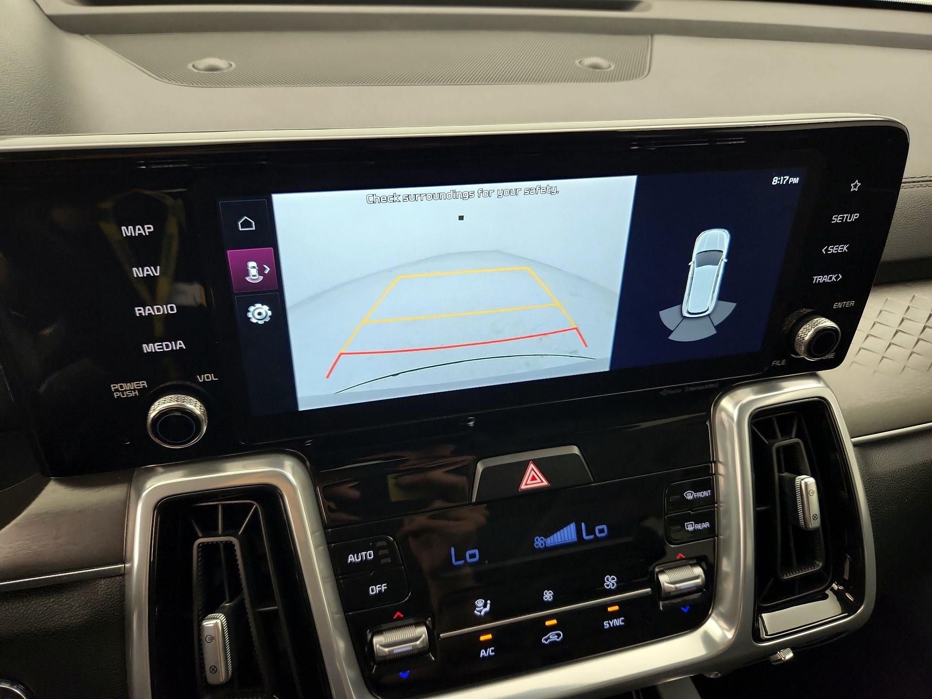 Thumbnail: 2023 Kia Sorento - 15
