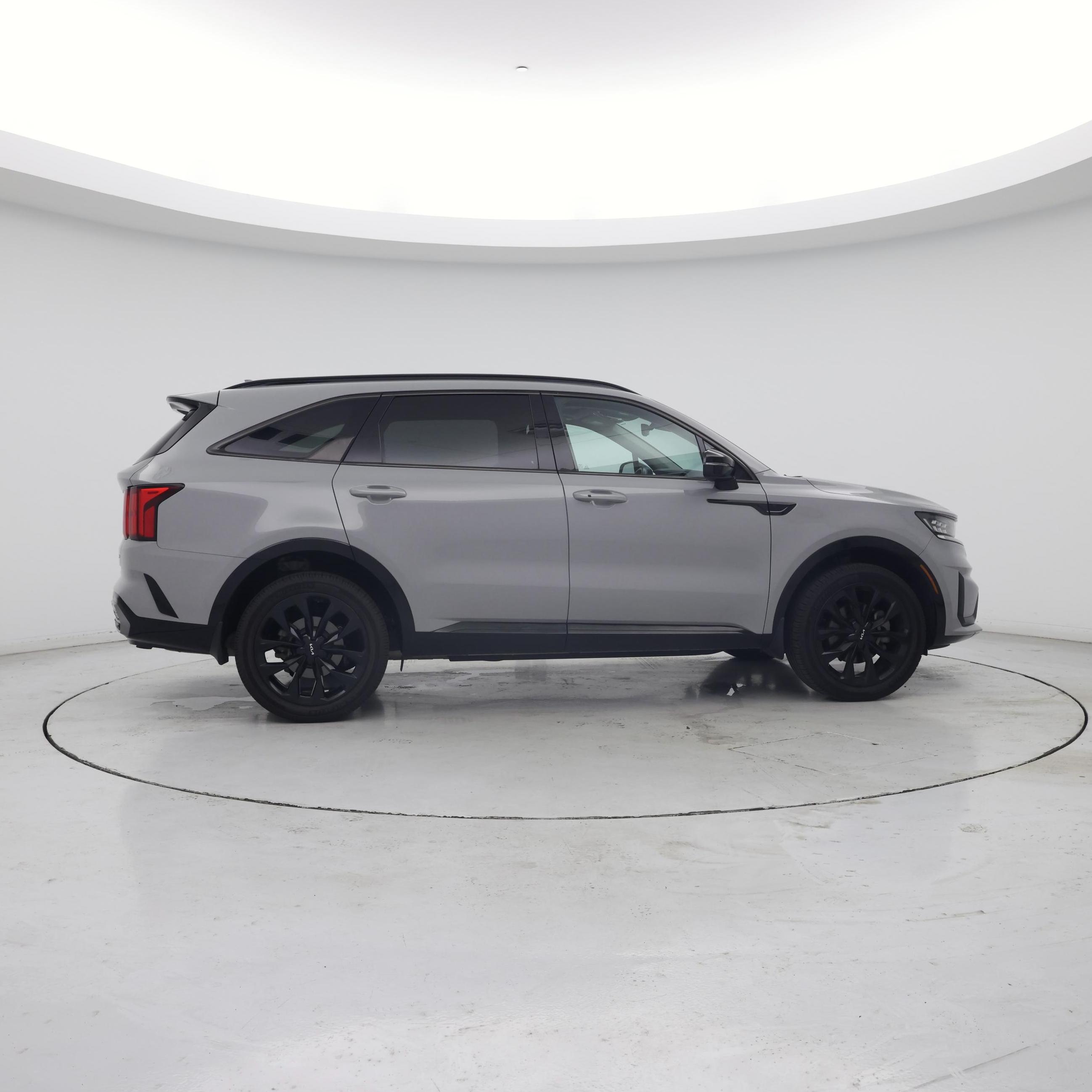 Thumbnail: 2023 Kia Sorento - 7