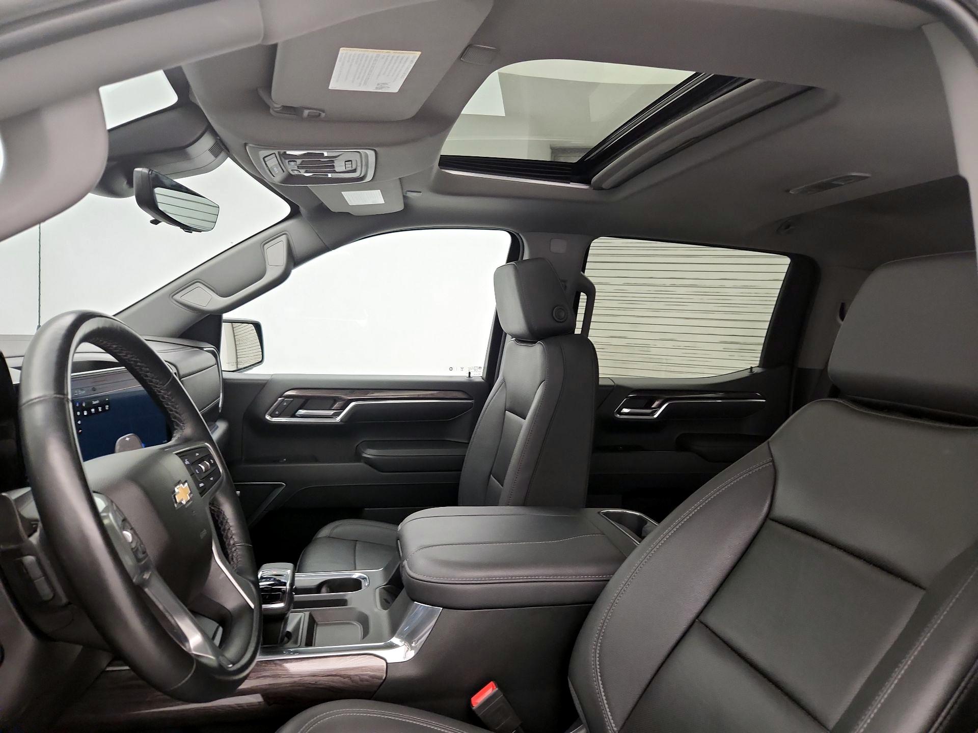 Thumbnail: 2023 Chevrolet Silverado 1500 - 20