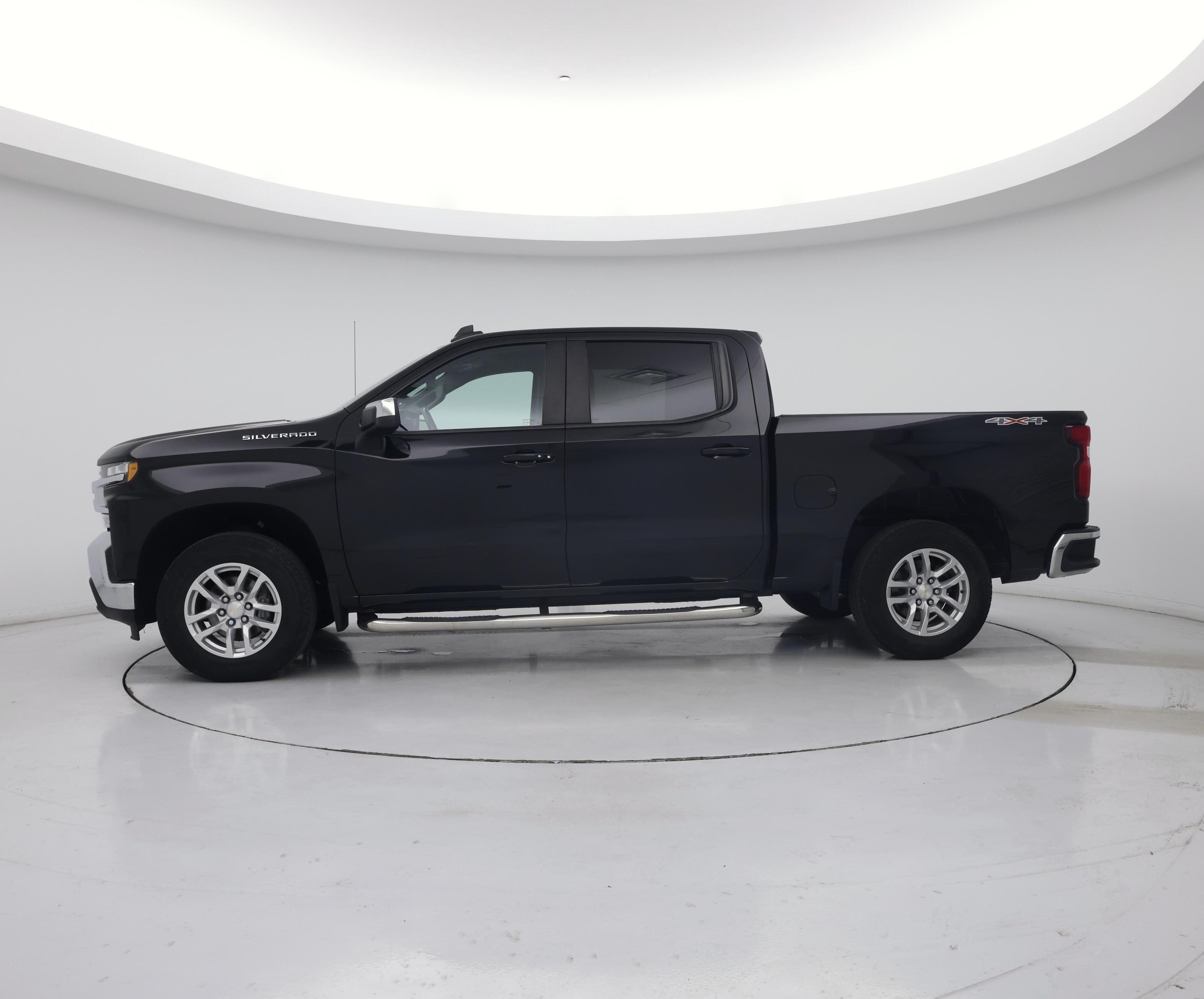 Thumbnail: 2021 Chevrolet Silverado 1500 - 3