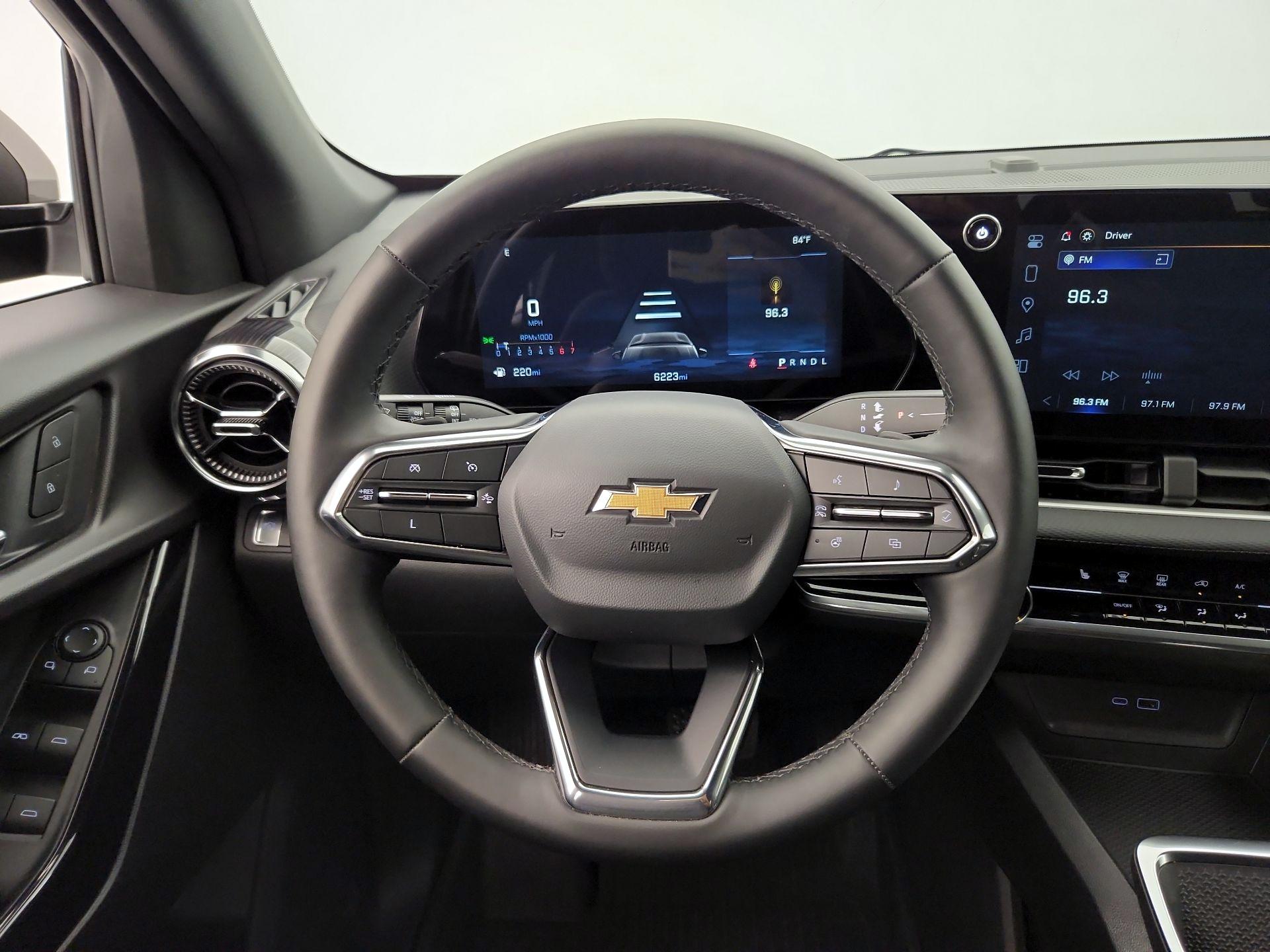 Thumbnail: 2025 Chevrolet Equinox - 10