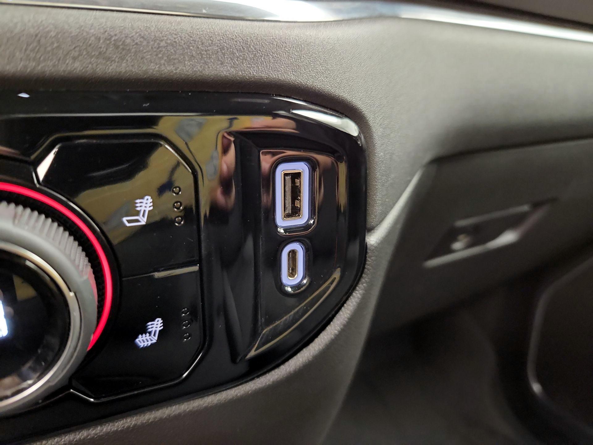 Thumbnail: 2023 Chevrolet Silverado 1500 - 18