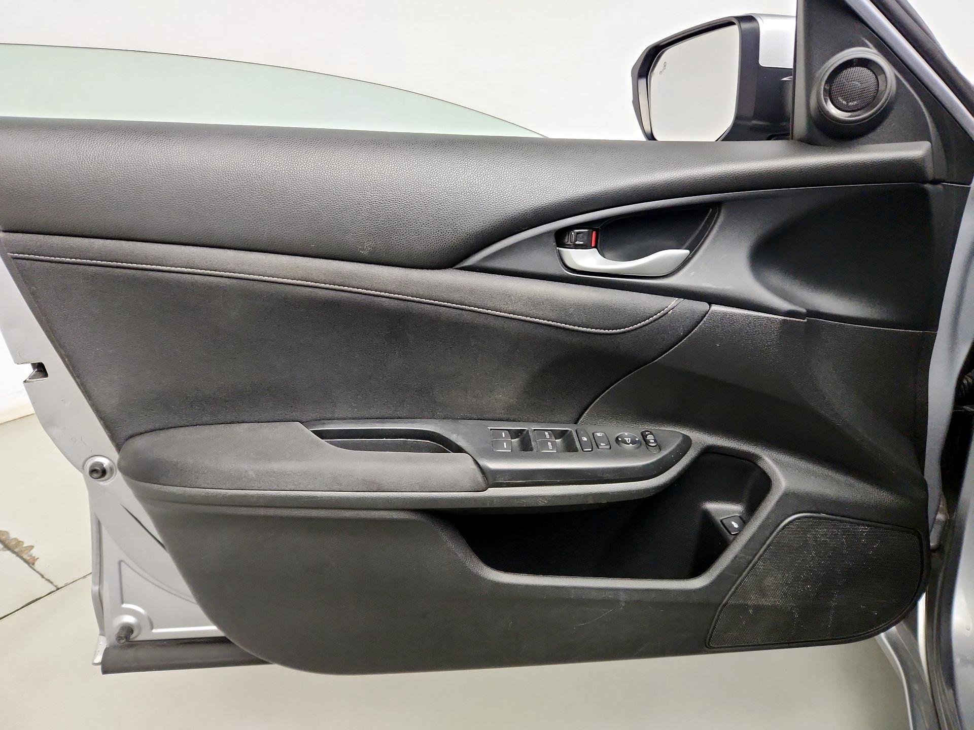 Thumbnail: 2022 Honda Insight - 12