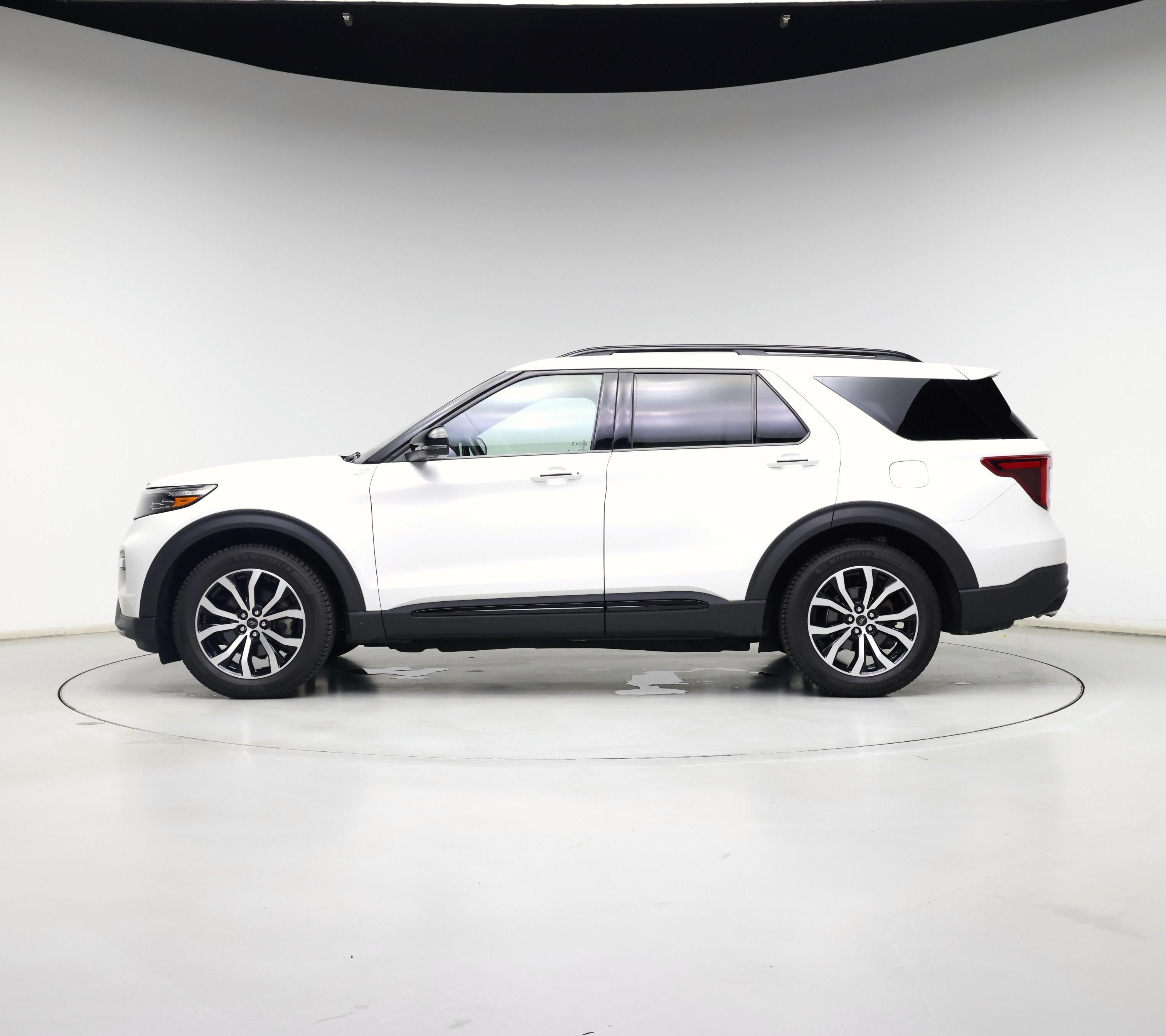 Thumbnail: 2020 Ford Explorer - 3
