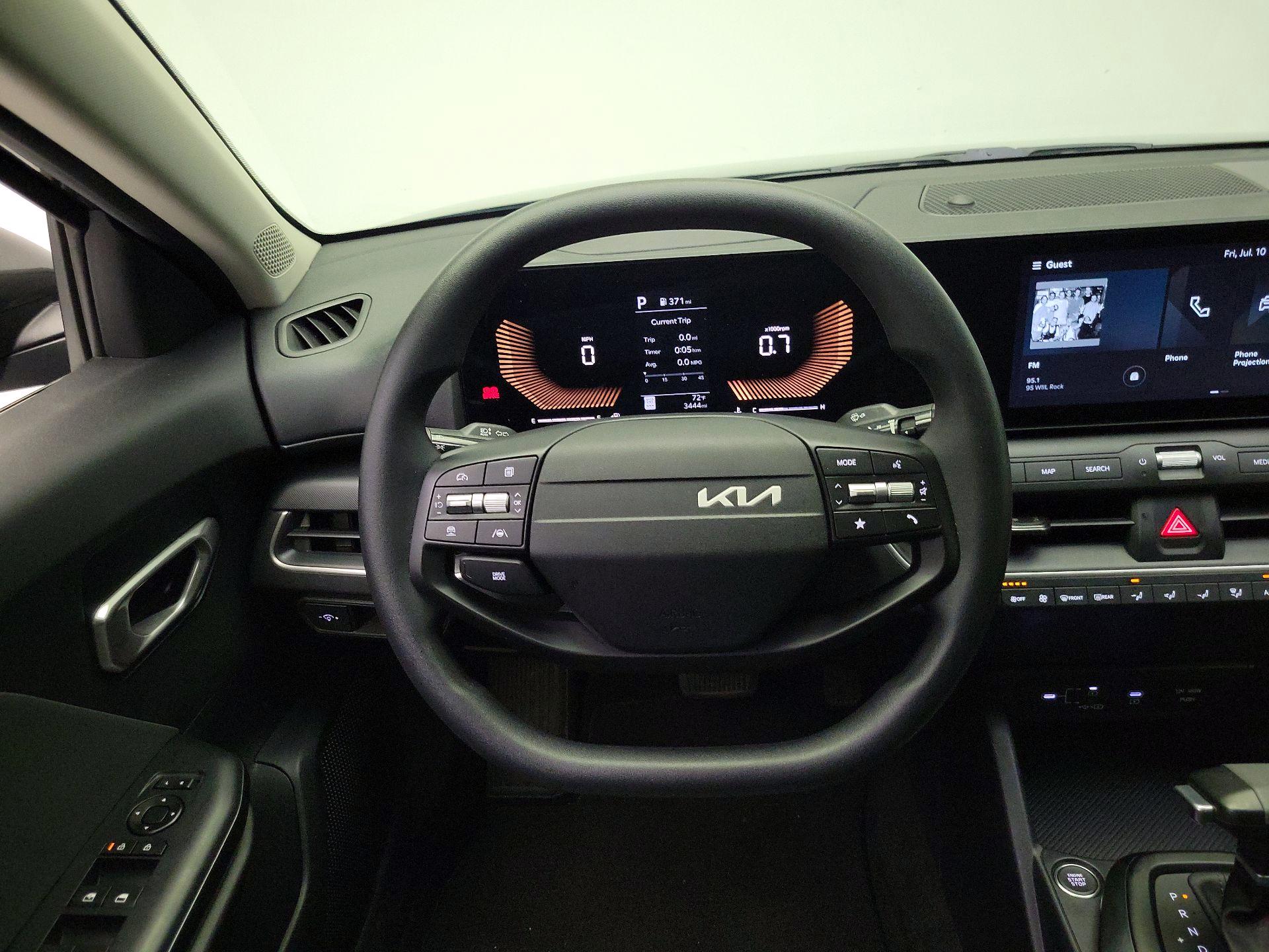 Thumbnail: 2025 Kia K4 - 10