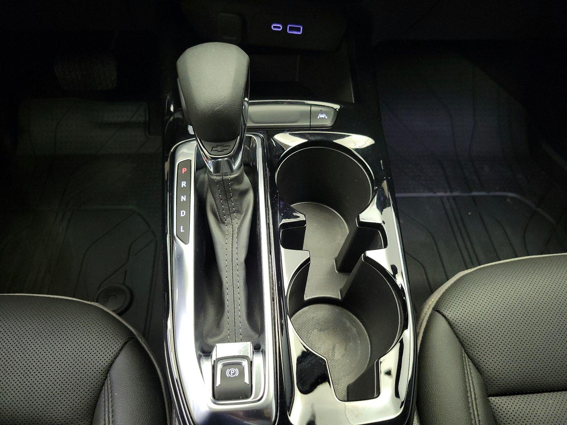 Thumbnail: 2025 Chevrolet Trax - 17