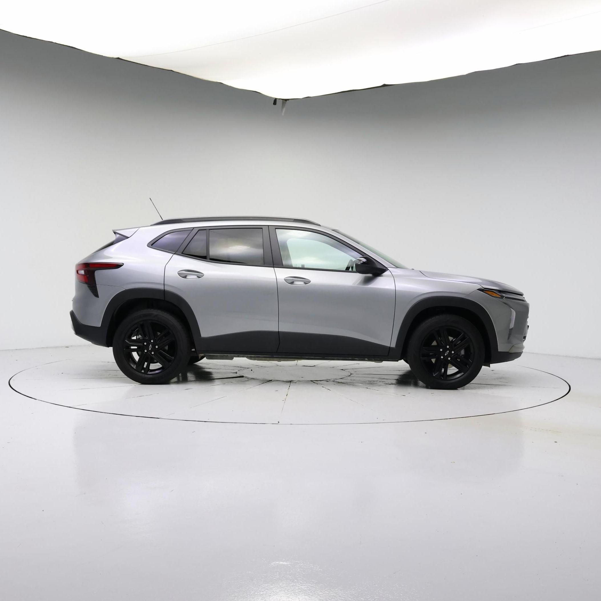 Thumbnail: 2025 Chevrolet Trax - 7