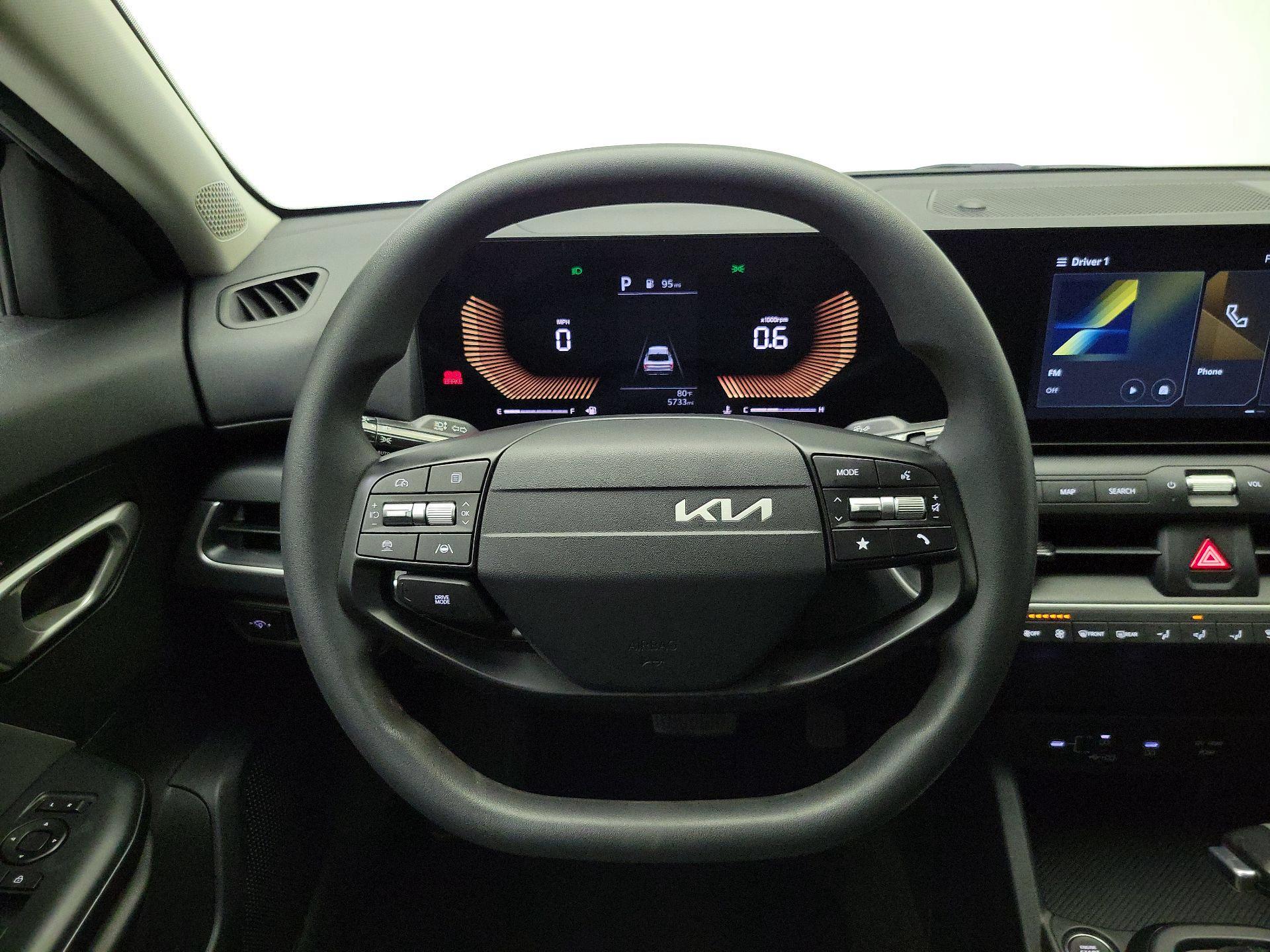 Thumbnail: 2025 Kia K4 - 10