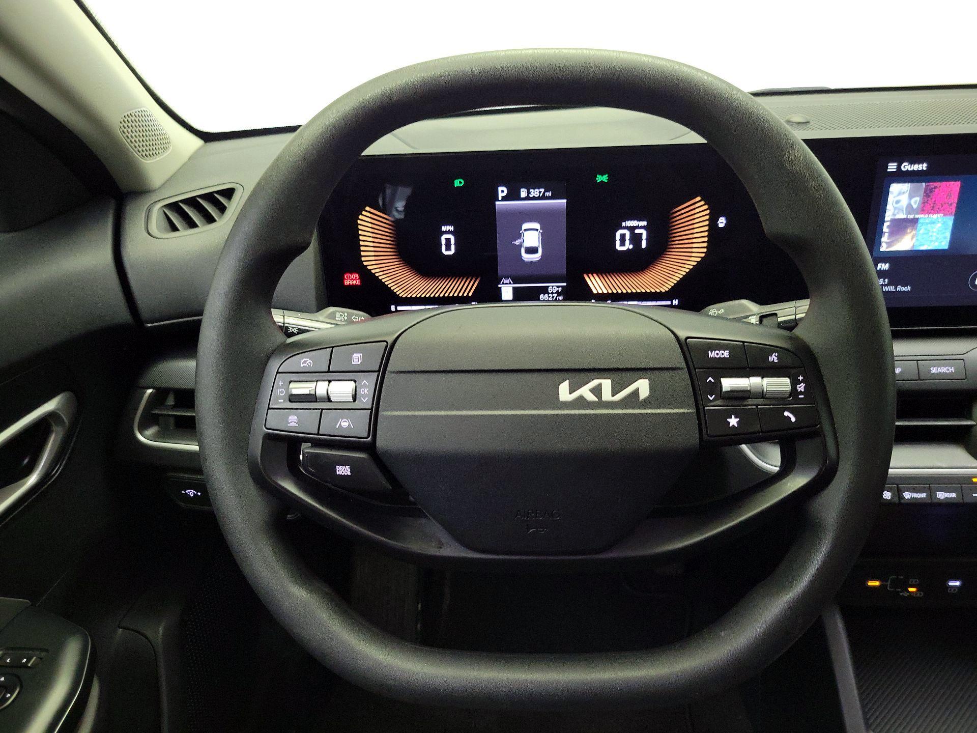 Thumbnail: 2025 Kia K4 - 10