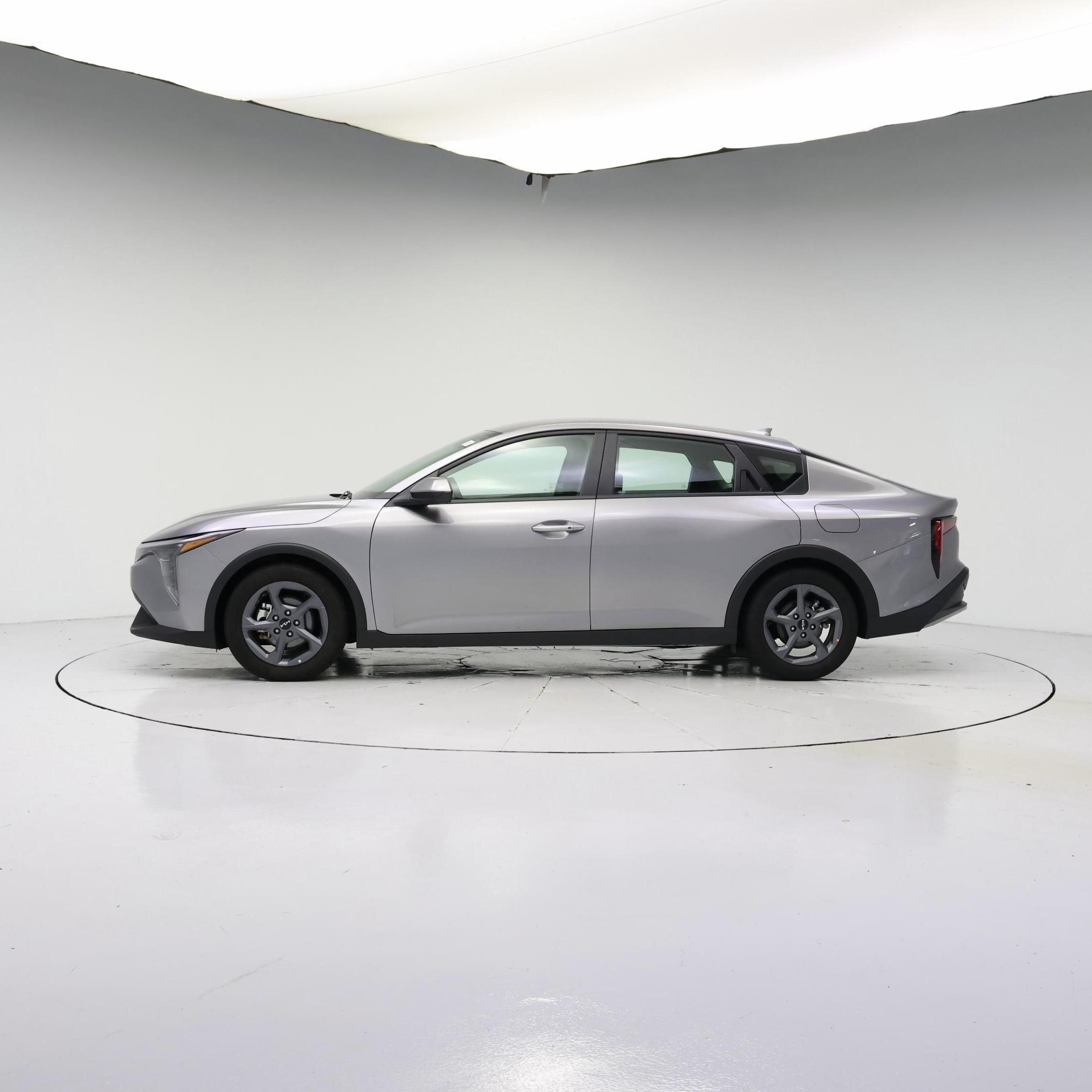 Thumbnail: 2025 Kia K4 - 3
