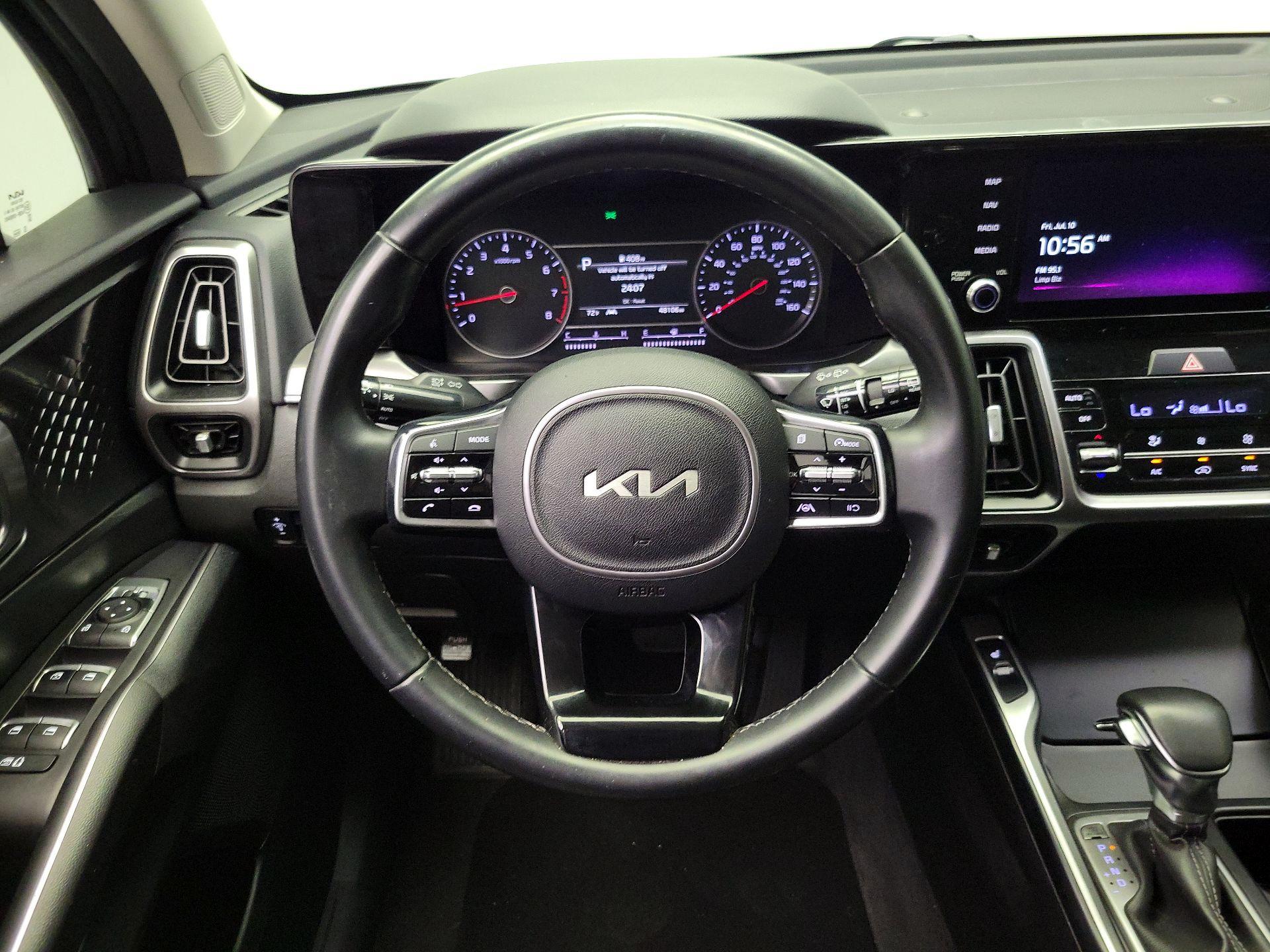 Thumbnail: 2022 Kia Sorento - 10