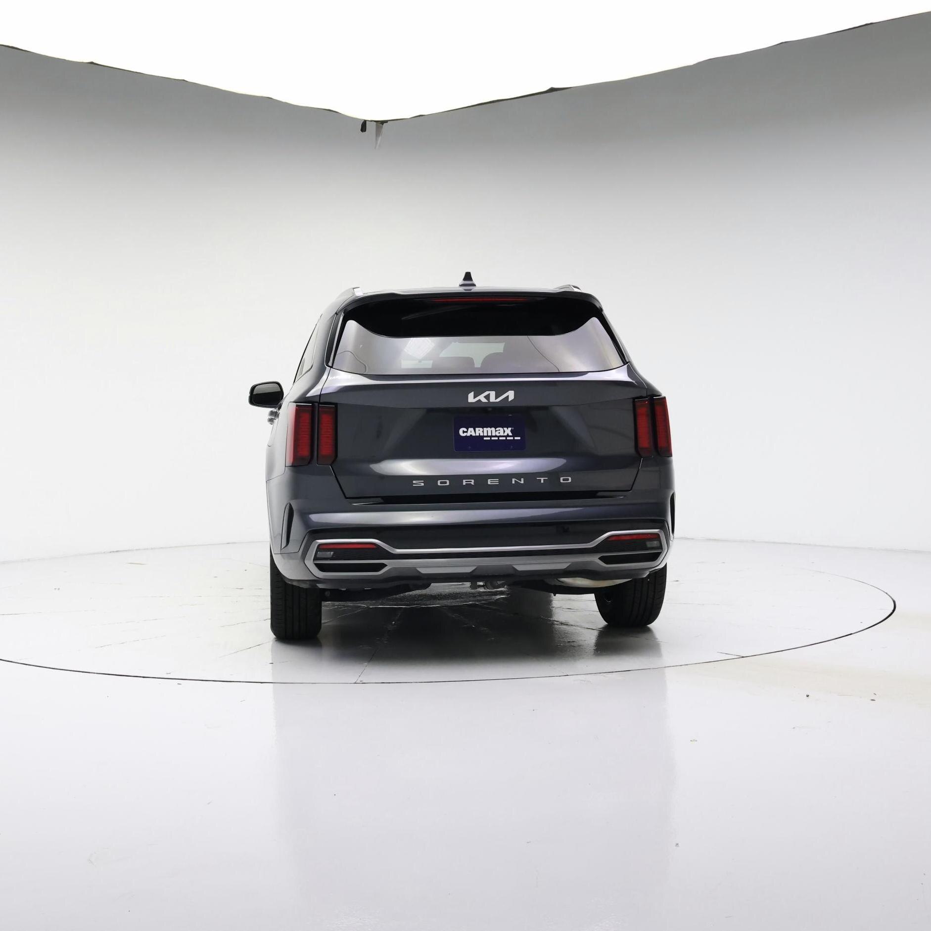 Thumbnail: 2022 Kia Sorento - 6