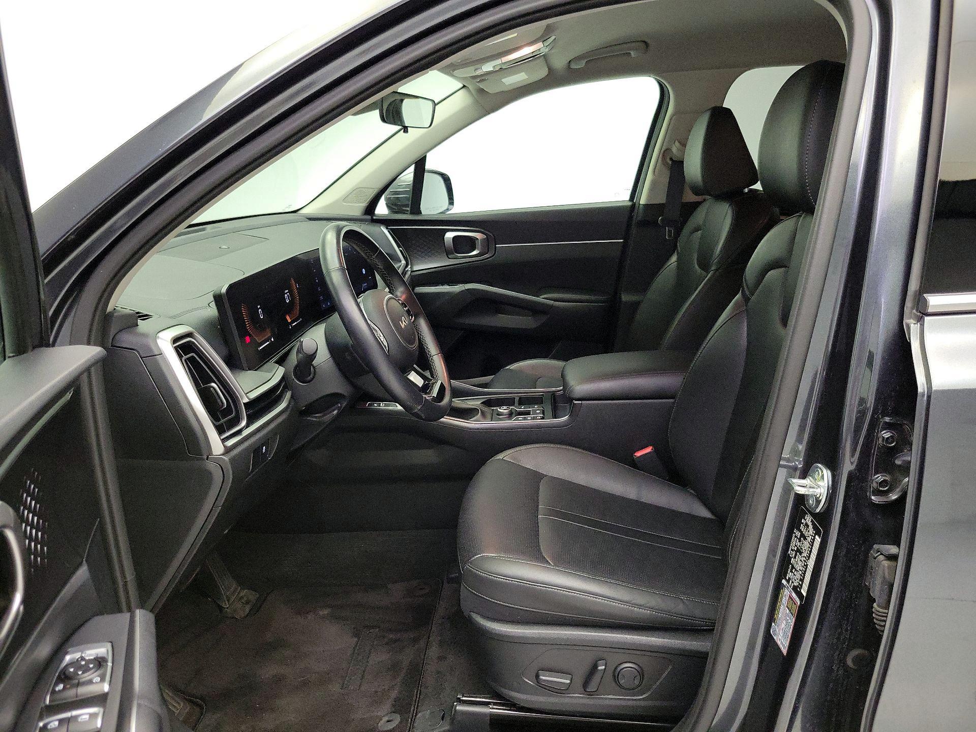 Thumbnail: 2024 Kia Sorento - 11