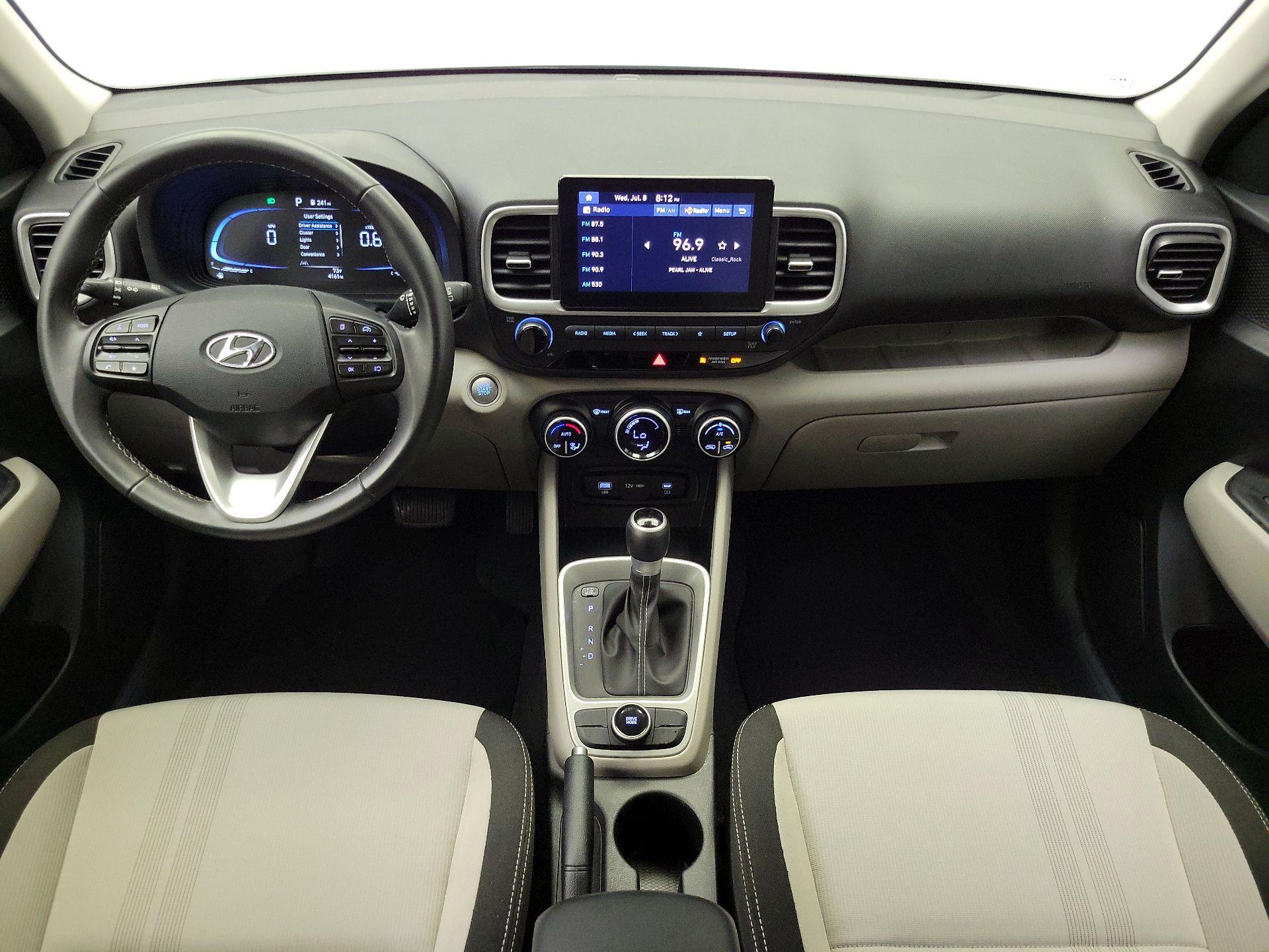 Thumbnail: 2025 Hyundai Venue - 9