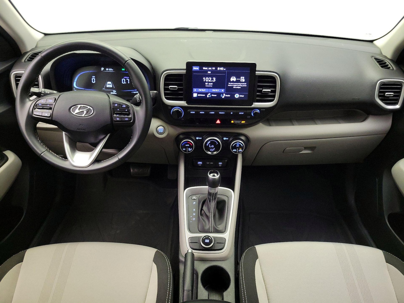 2024 Hyundai Venue SEL - Photo 10