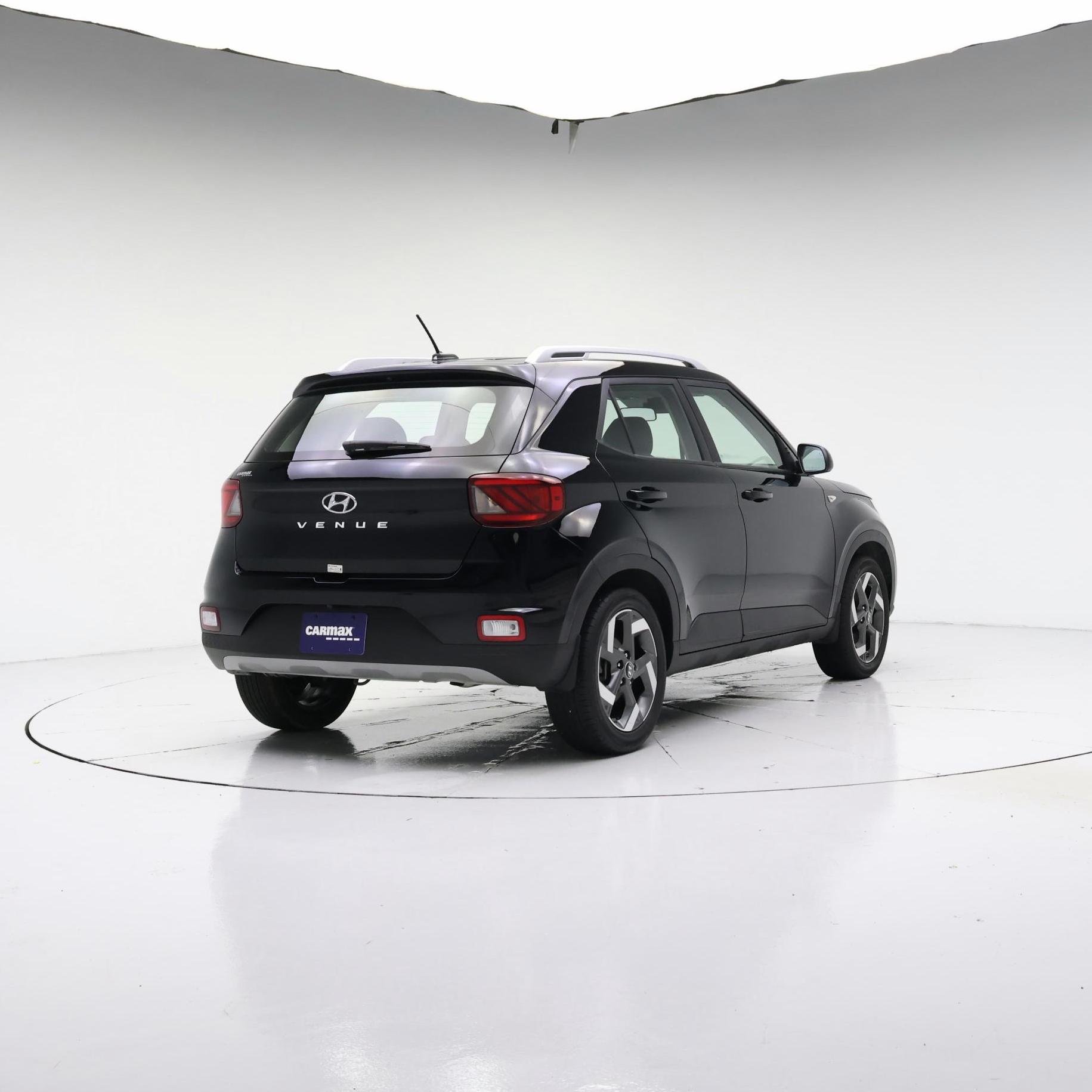 Thumbnail: 2024 Hyundai Venue - 4