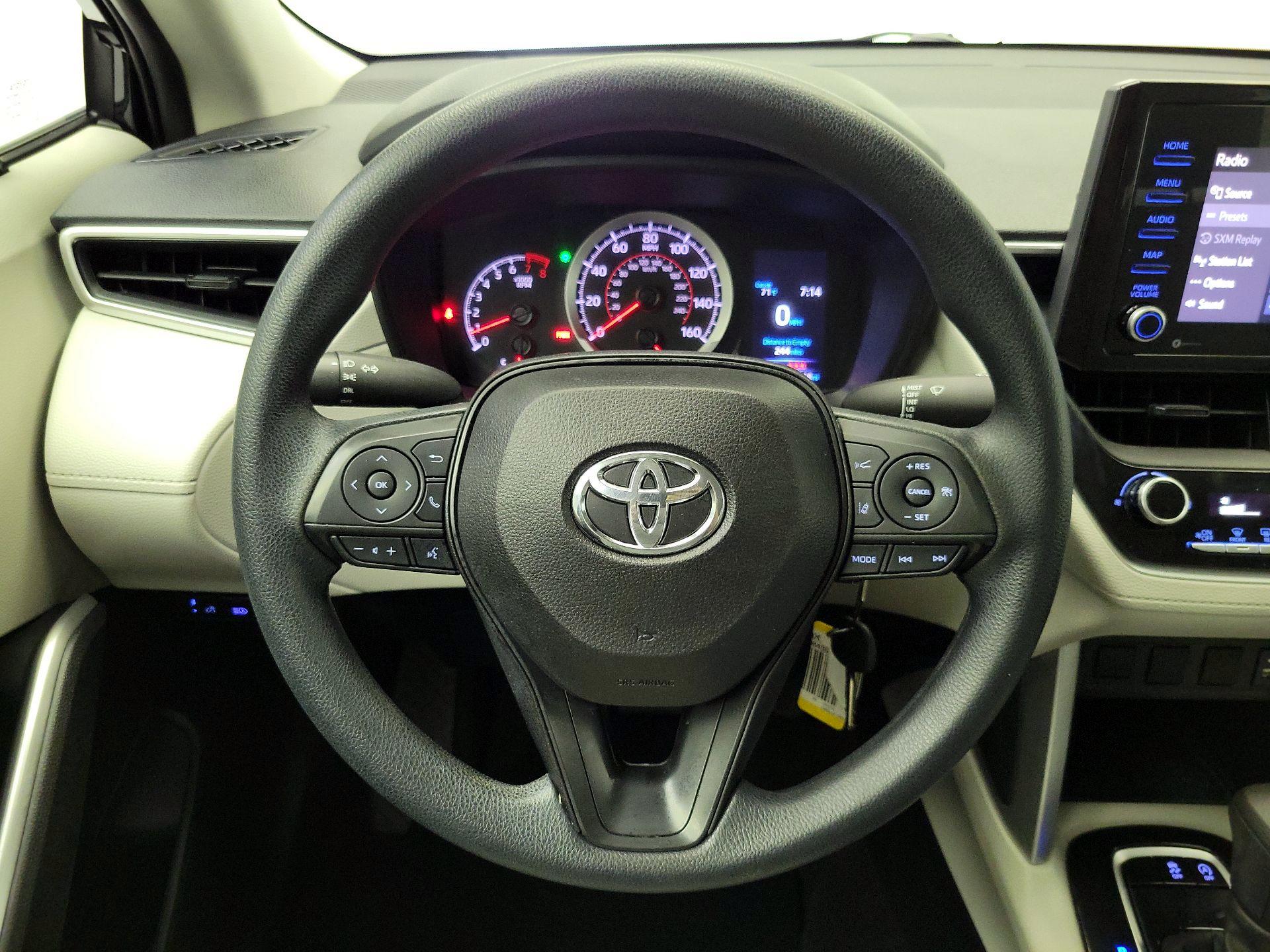 Thumbnail: 2022 Toyota Corolla Cross - 10