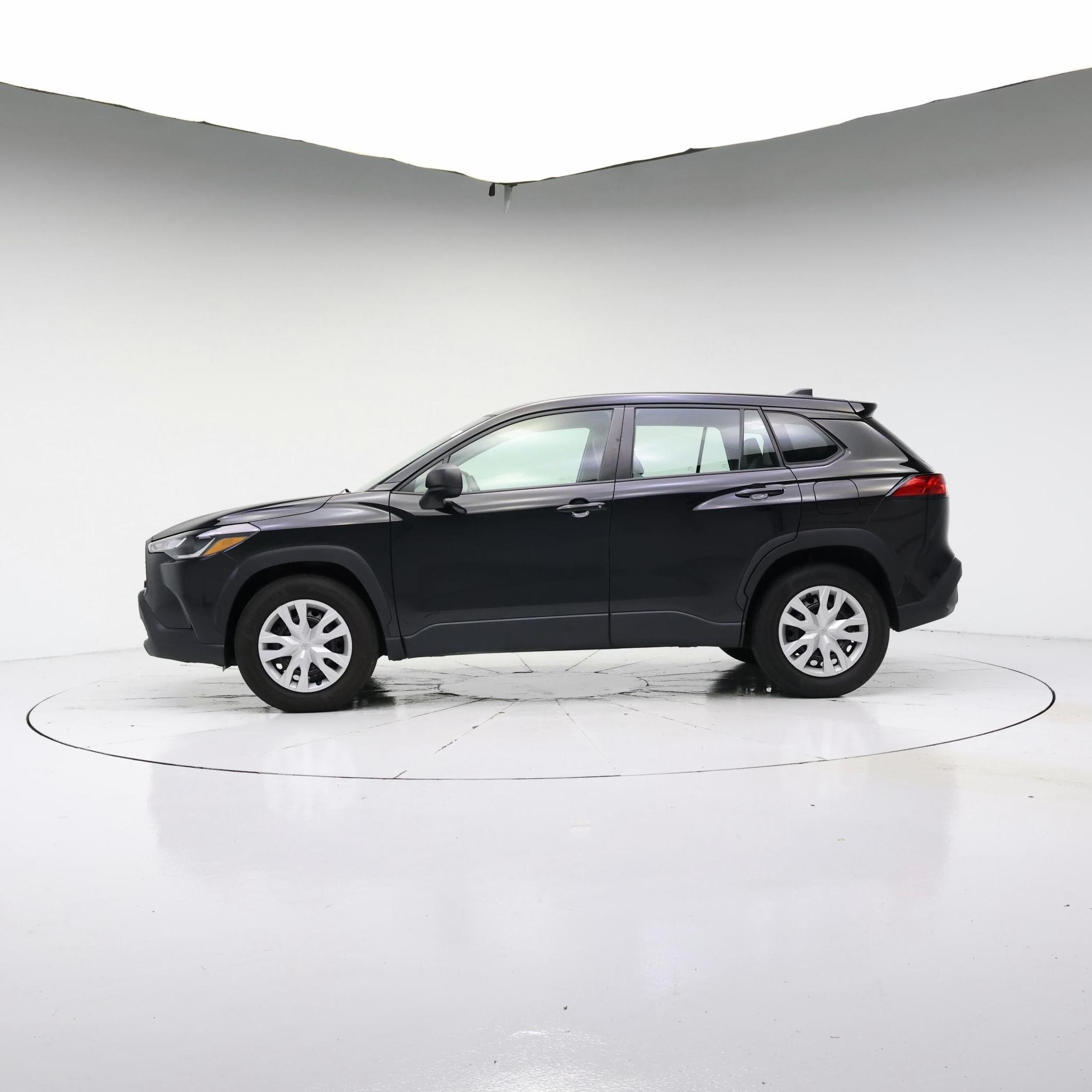 Thumbnail: 2022 Toyota Corolla Cross - 3