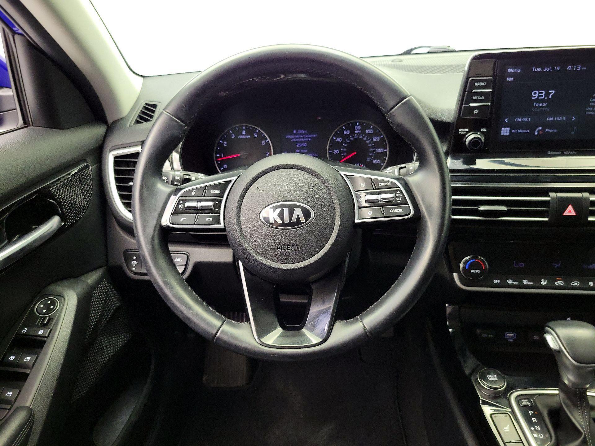 Thumbnail: 2021 Kia Seltos - 10