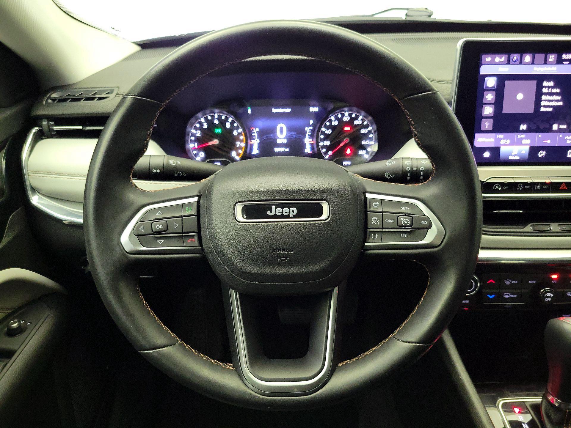 Thumbnail: 2022 Jeep Compass - 10