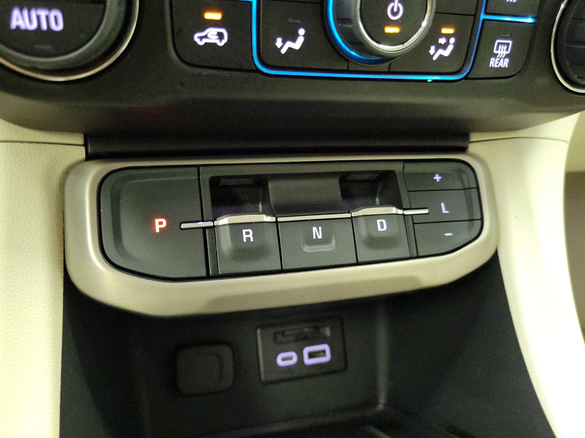 Thumbnail: 2023 GMC Acadia - 18