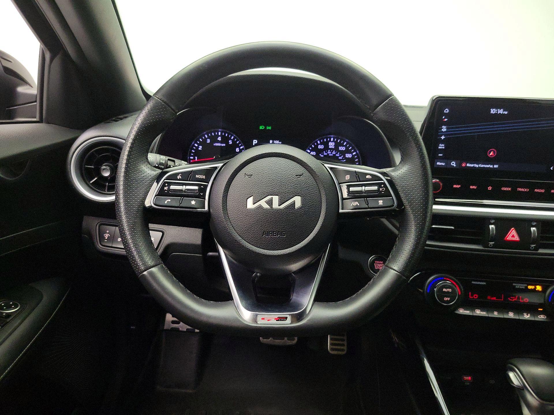 Thumbnail: 2024 Kia Forte - 10