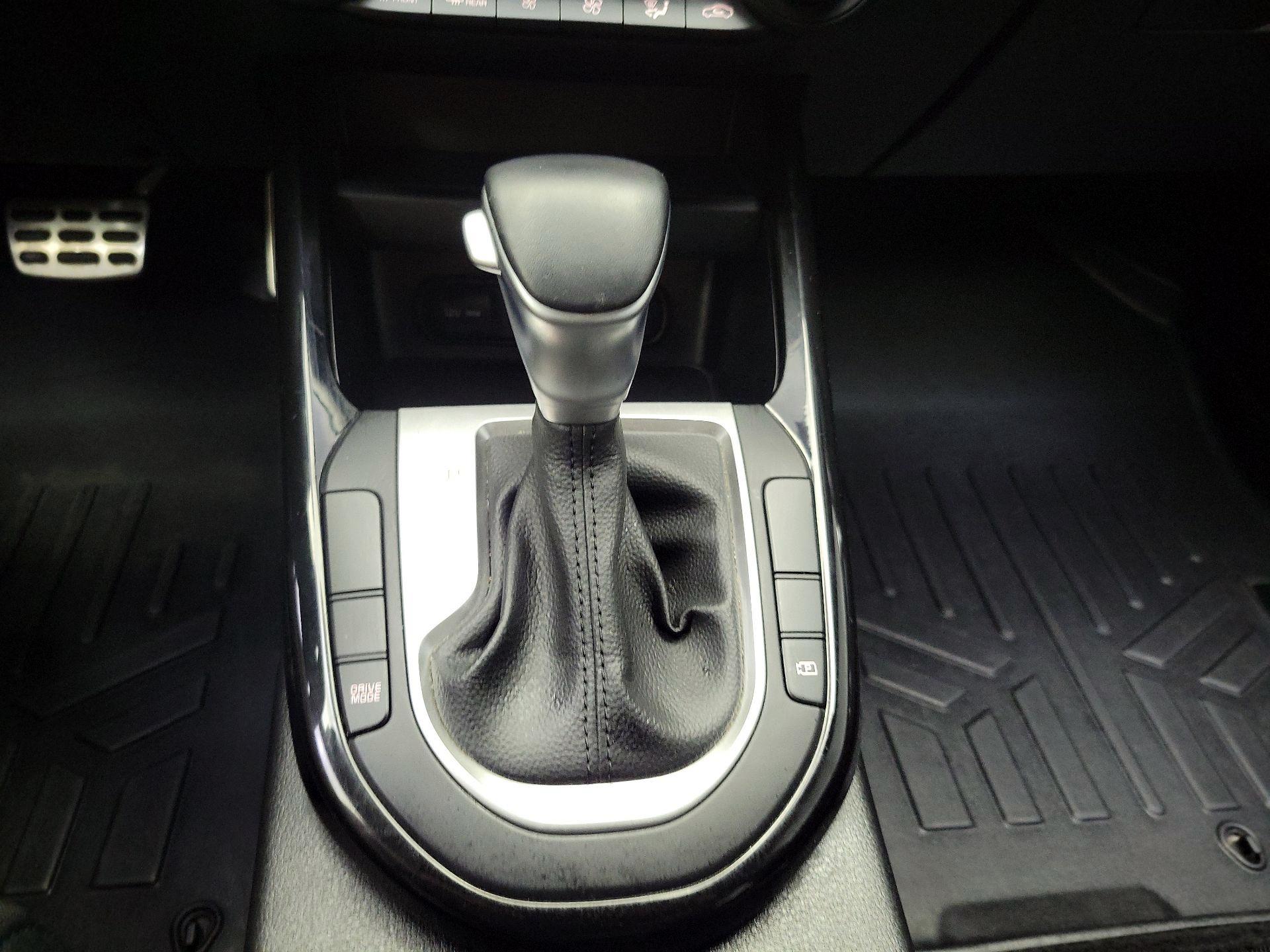 Thumbnail: 2024 Kia Forte - 18