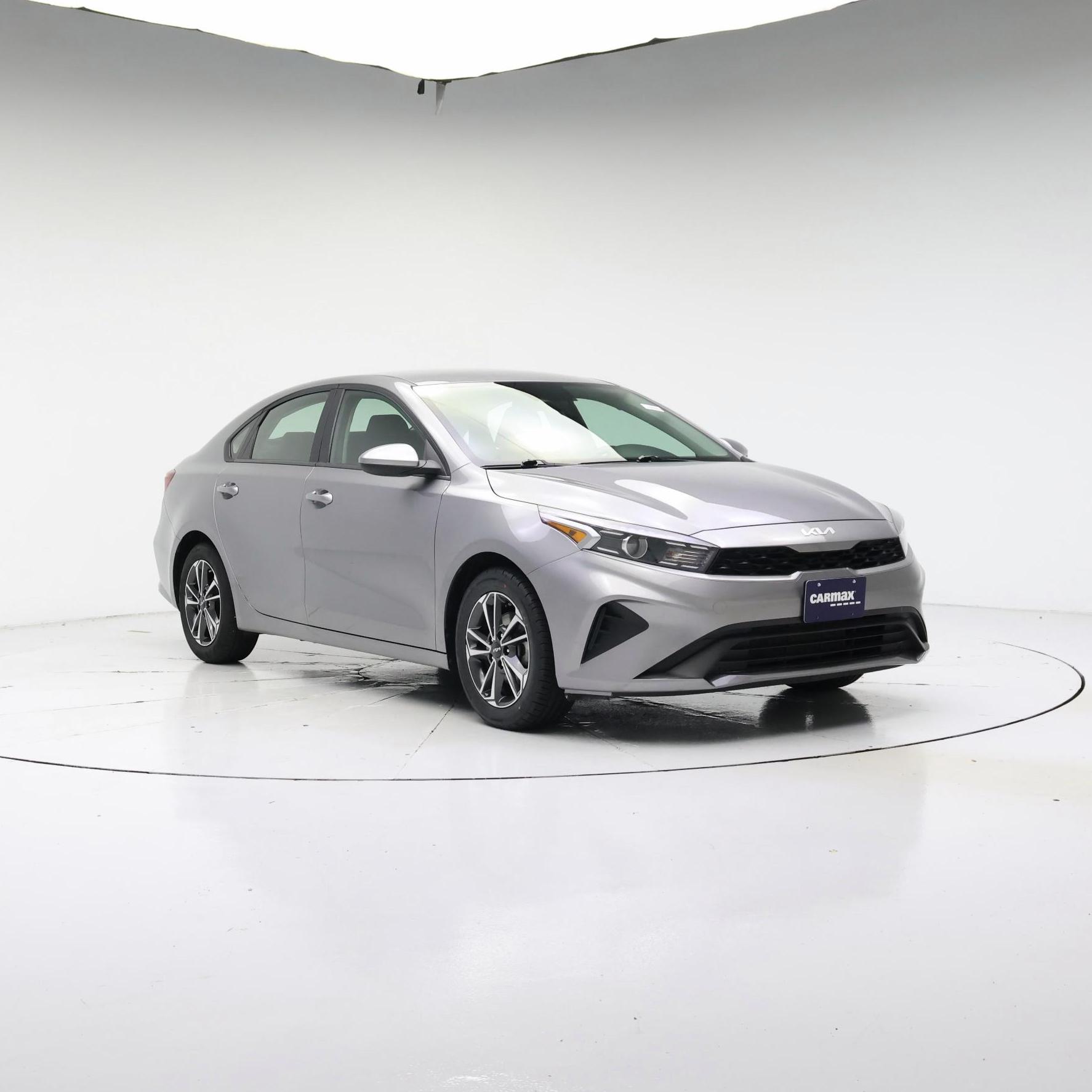 Thumbnail: 2024 Kia Forte - 2
