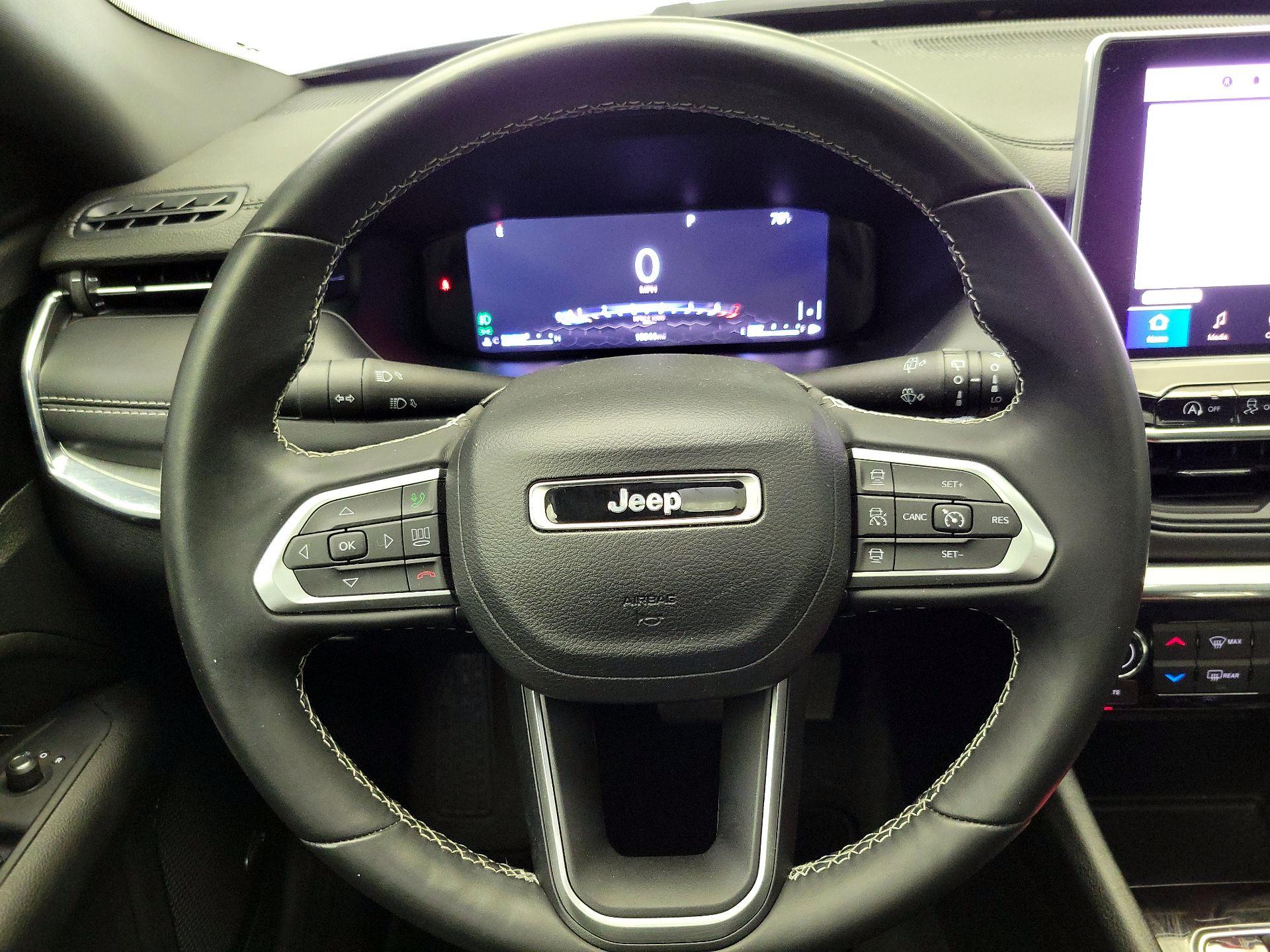 Thumbnail: 2022 Jeep Compass - 10