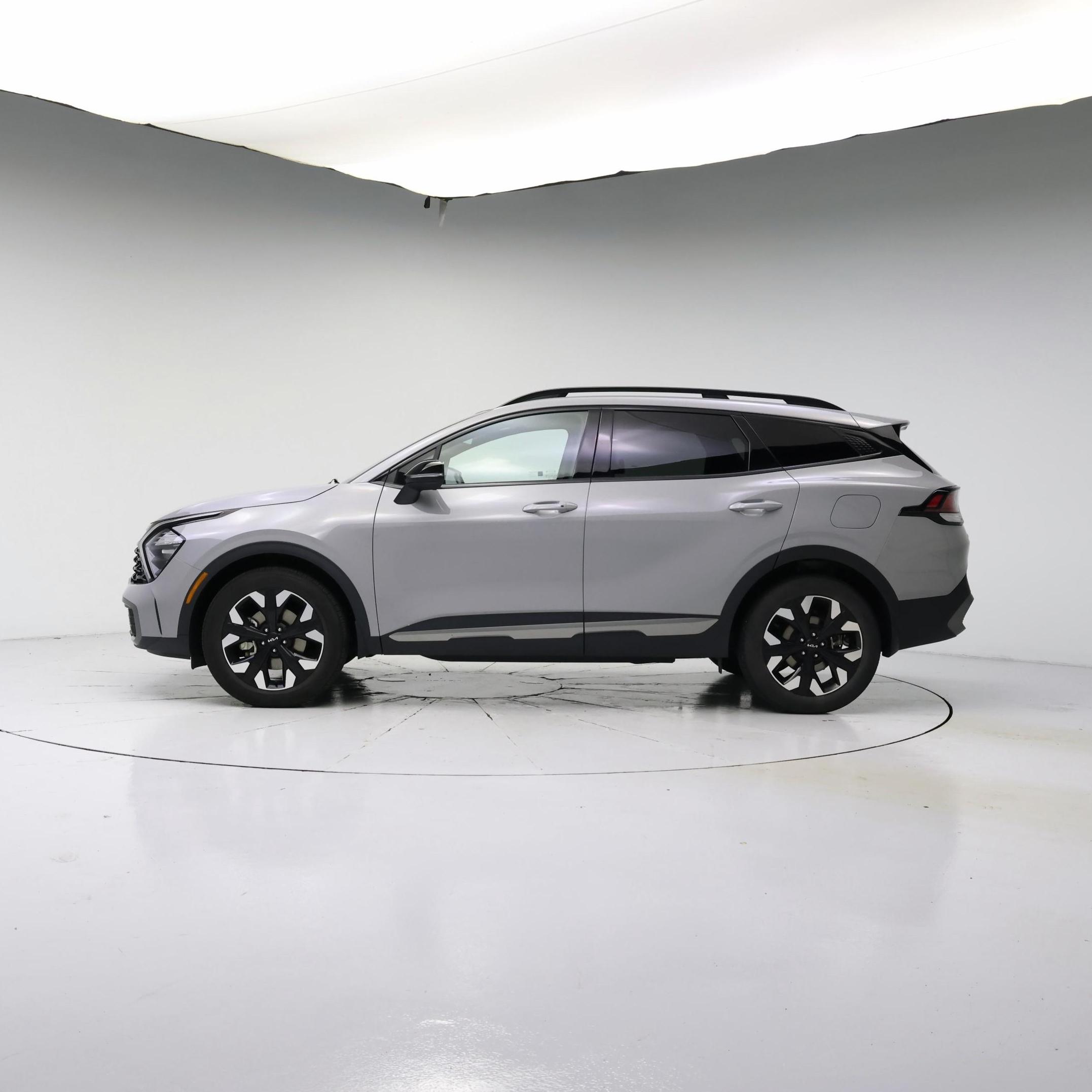 Thumbnail: 2023 Kia Sportage - 3