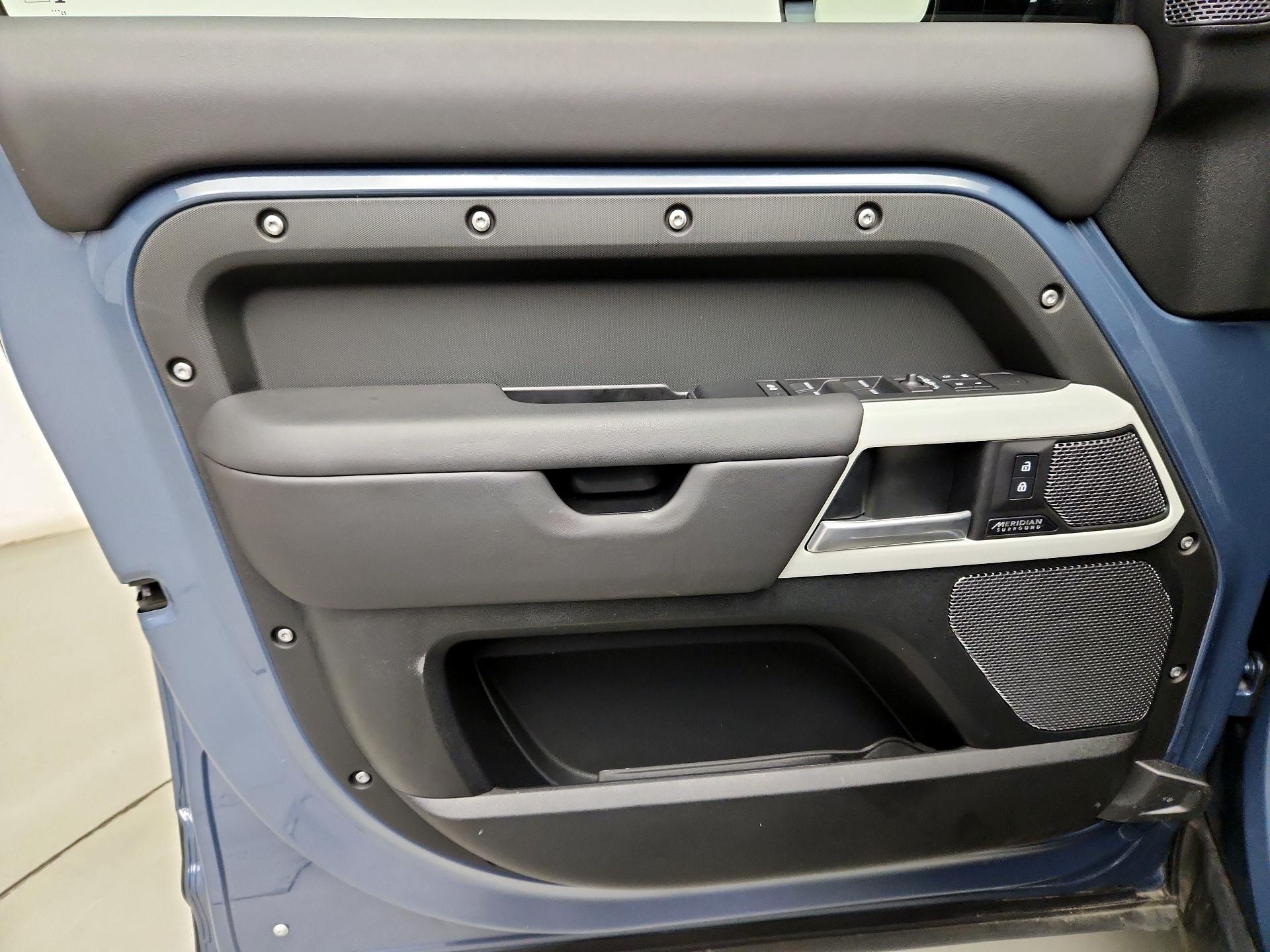 Thumbnail: 2024 Land Rover Defender - 12