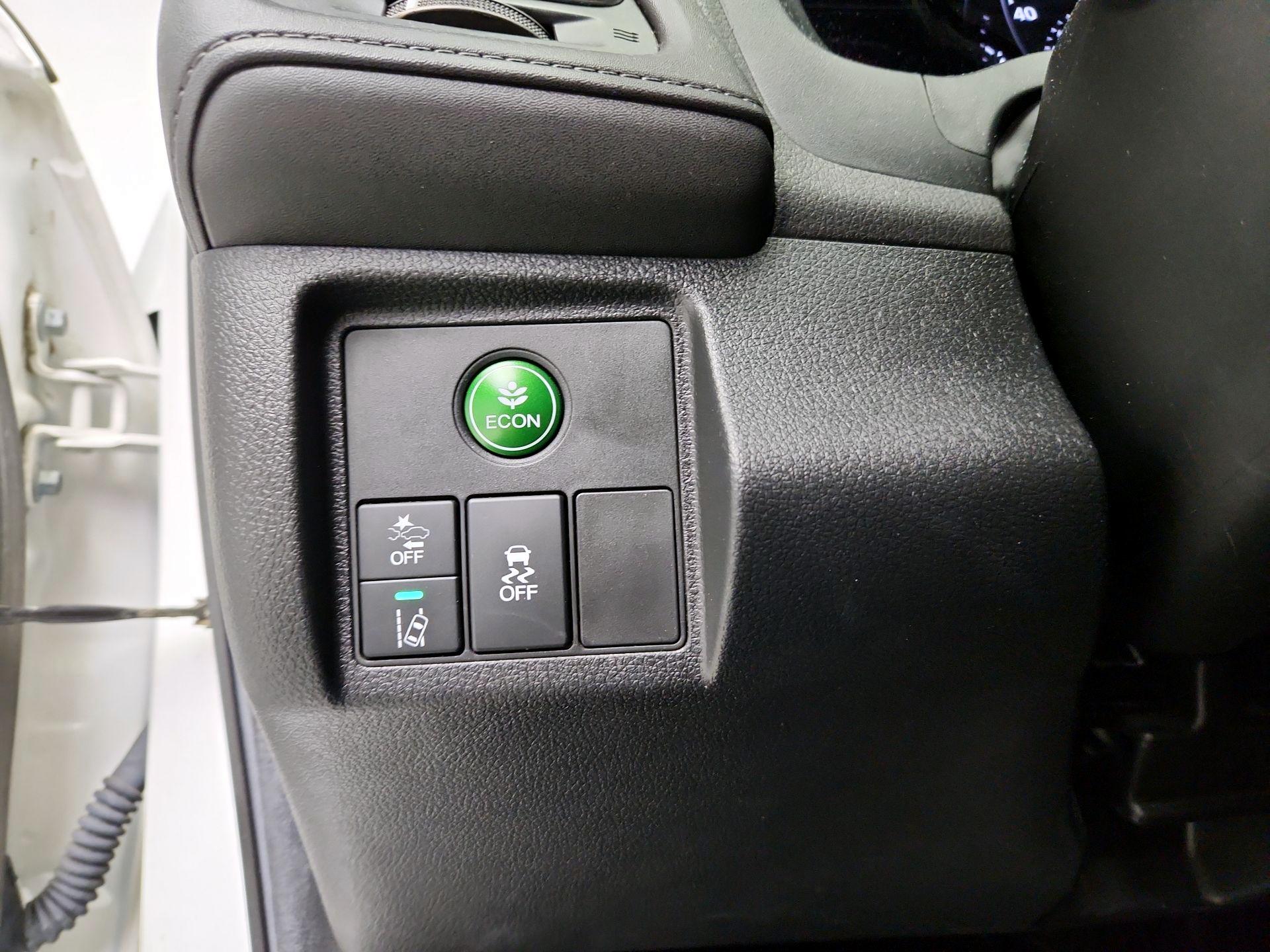Thumbnail: 2019 Honda HR-V - 13