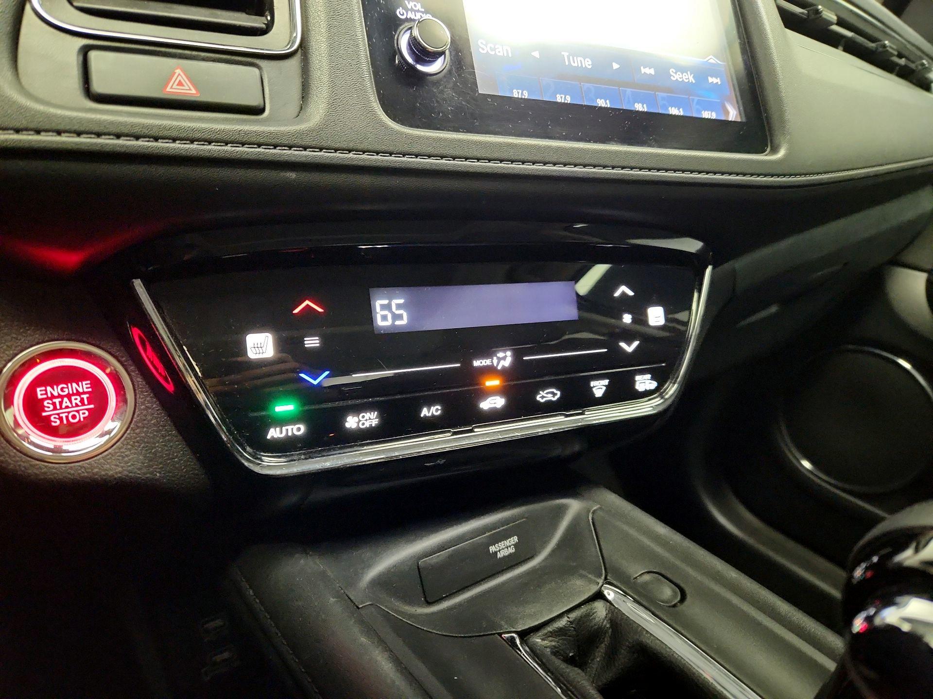 Thumbnail: 2019 Honda HR-V - 16