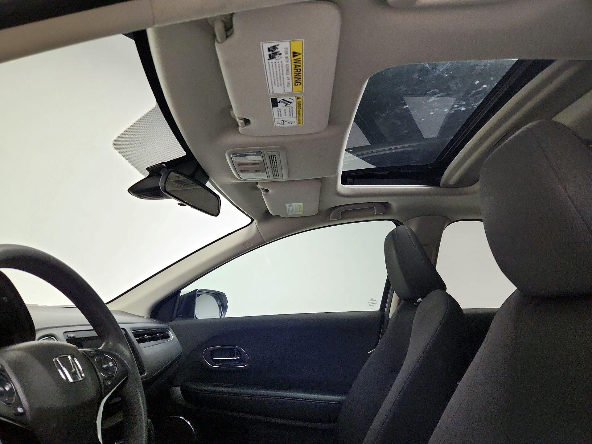 Thumbnail: 2019 Honda HR-V - 19