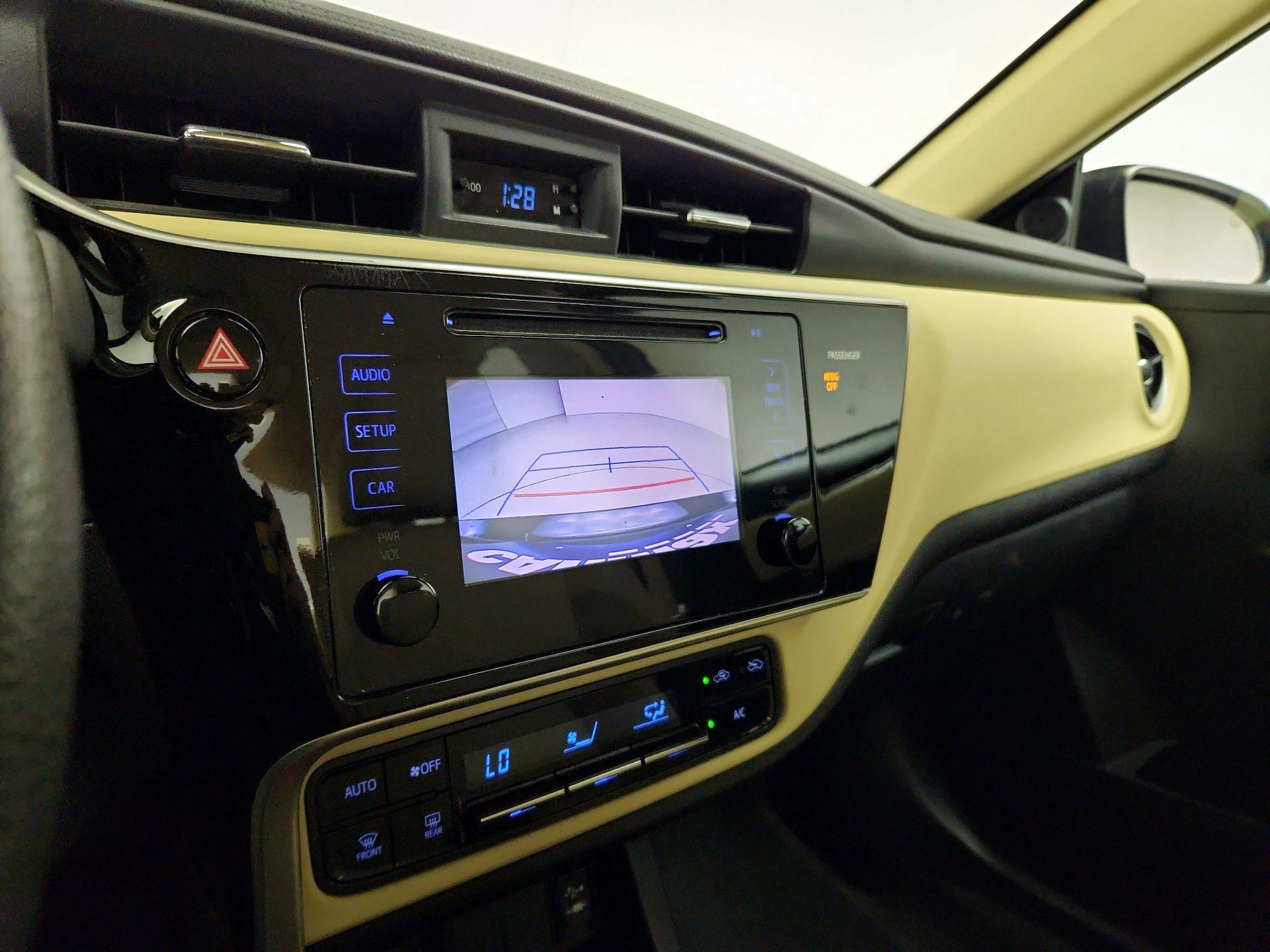 Thumbnail: 2017 Toyota Corolla - 14
