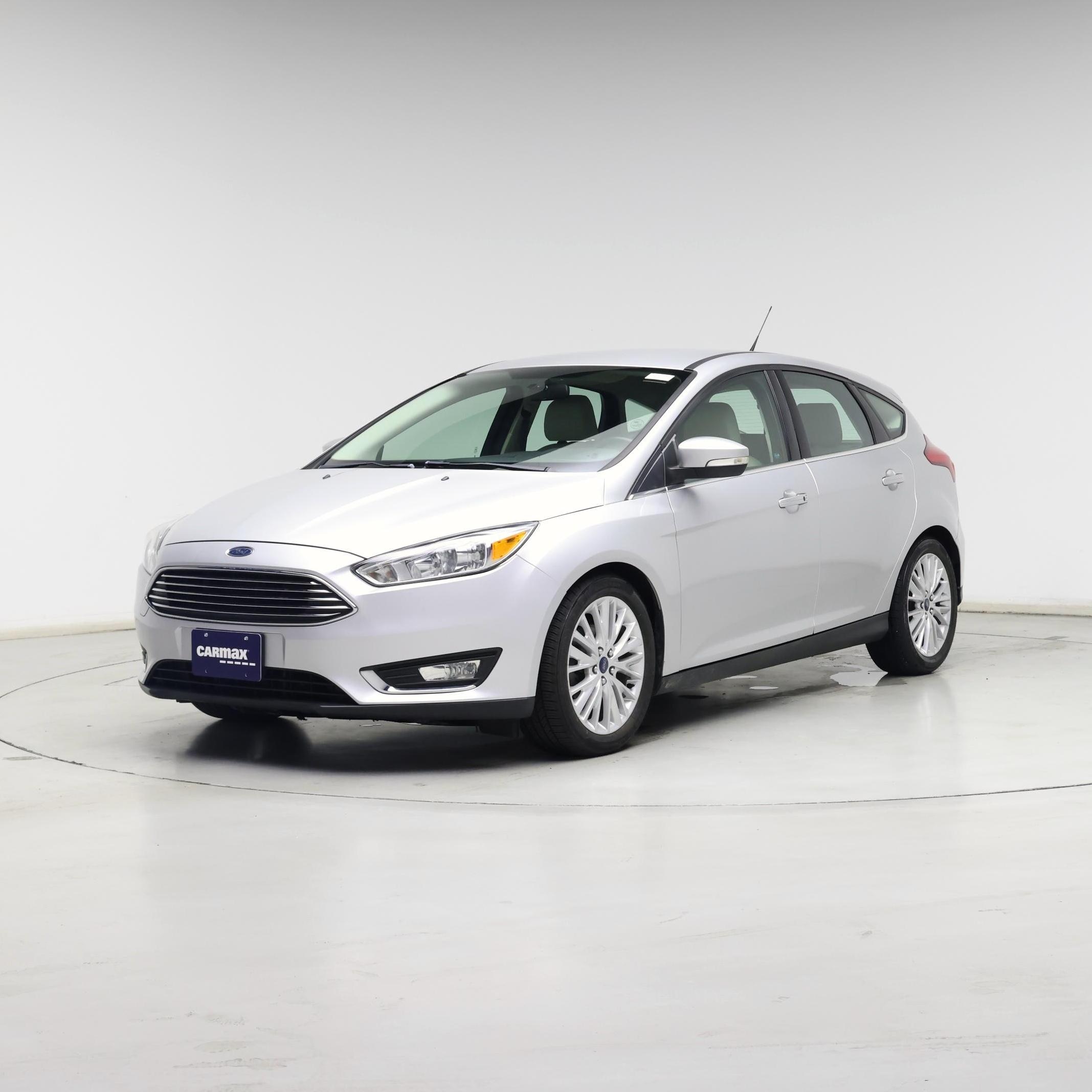 Thumbnail: 2015 Ford Focus - 4
