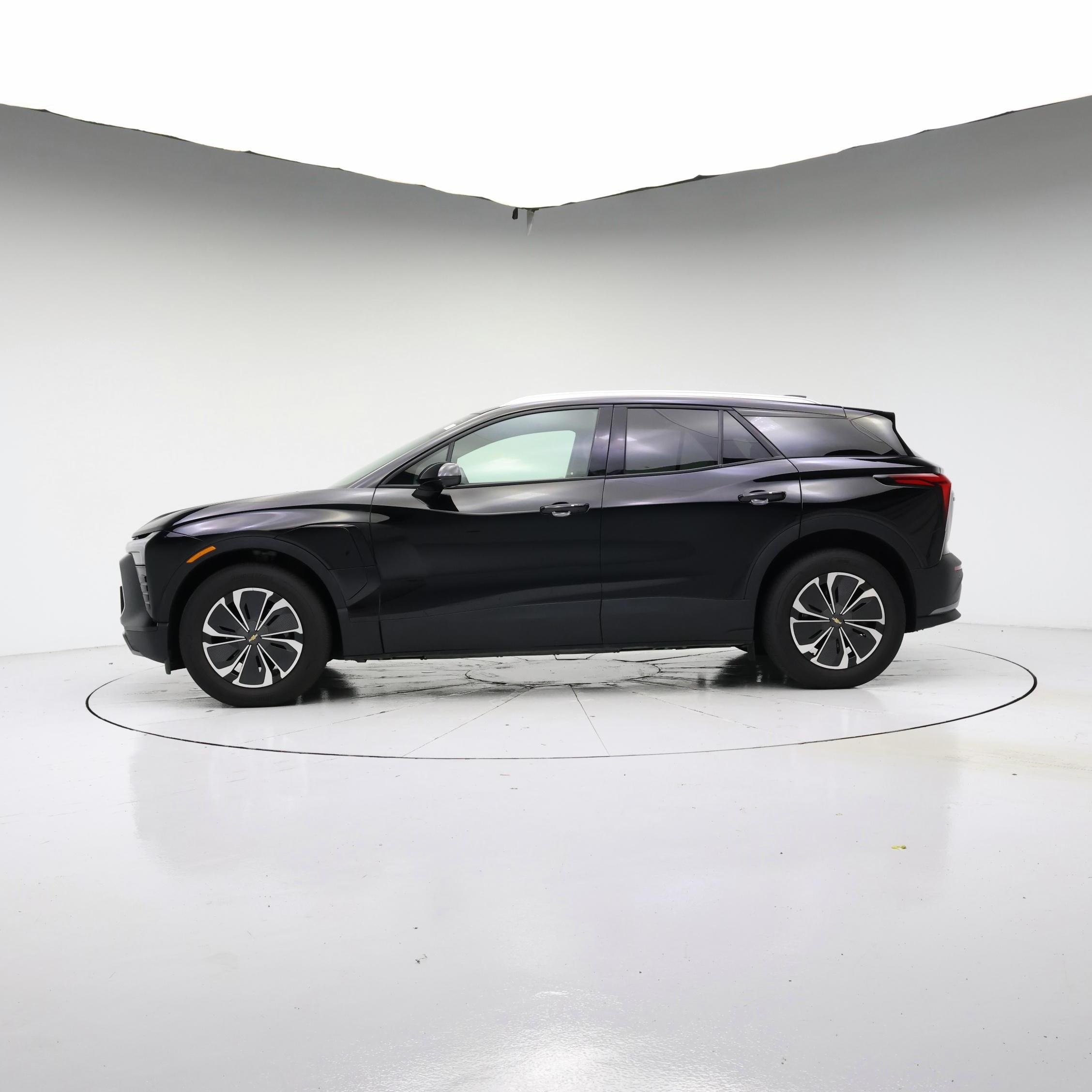 Thumbnail: 2024 Chevrolet Blazer EV - 3