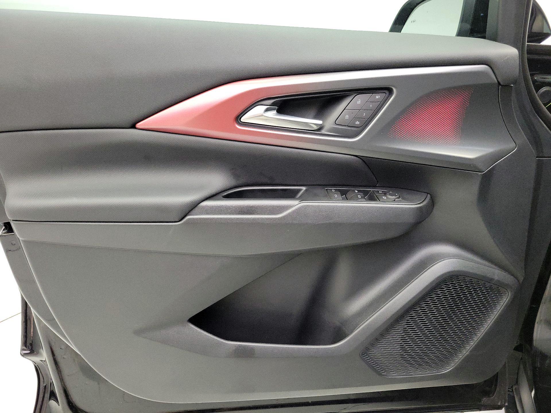 Thumbnail: 2025 Chevrolet Equinox - 12