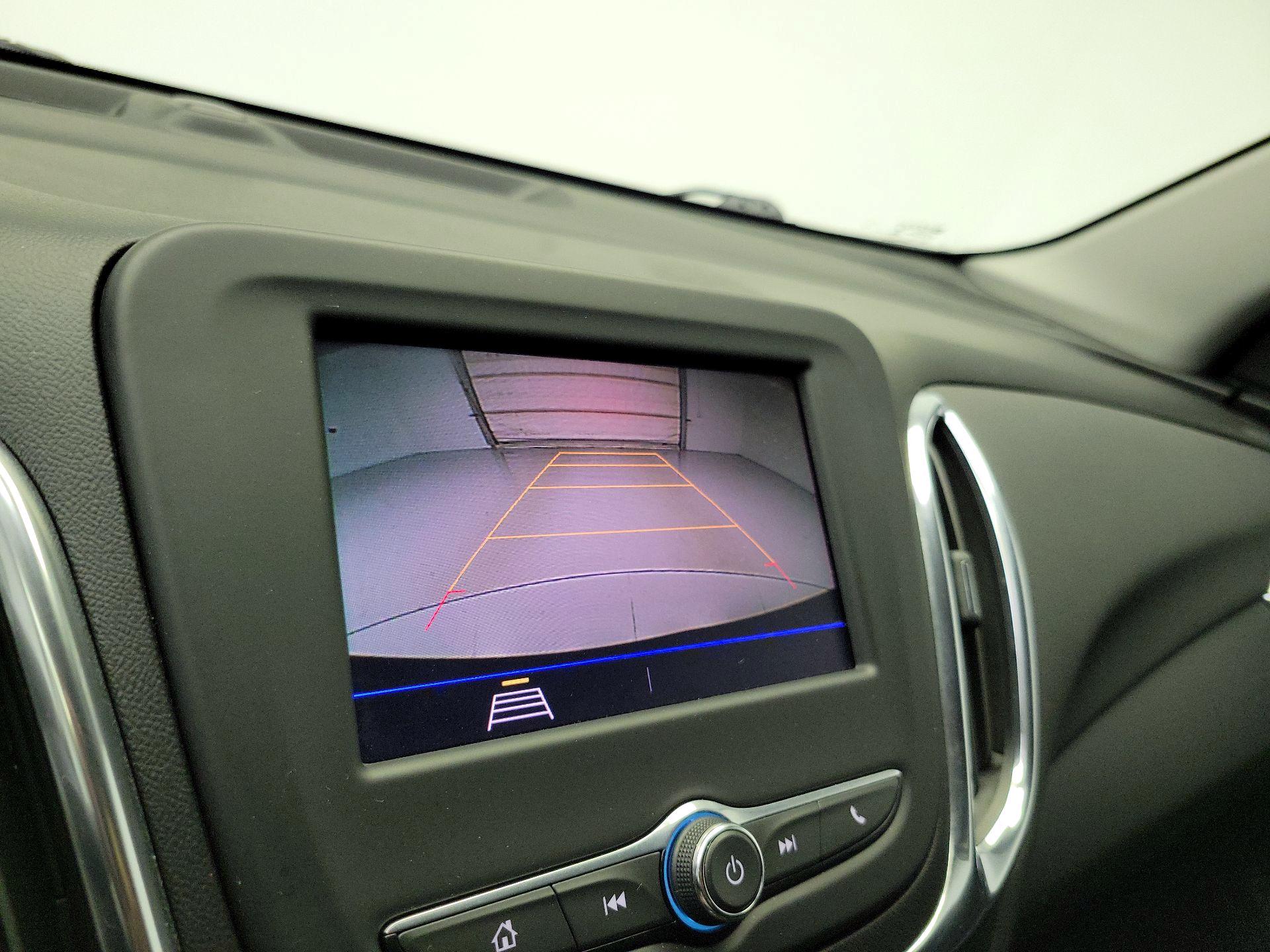 Thumbnail: 2021 Chevrolet Equinox - 14