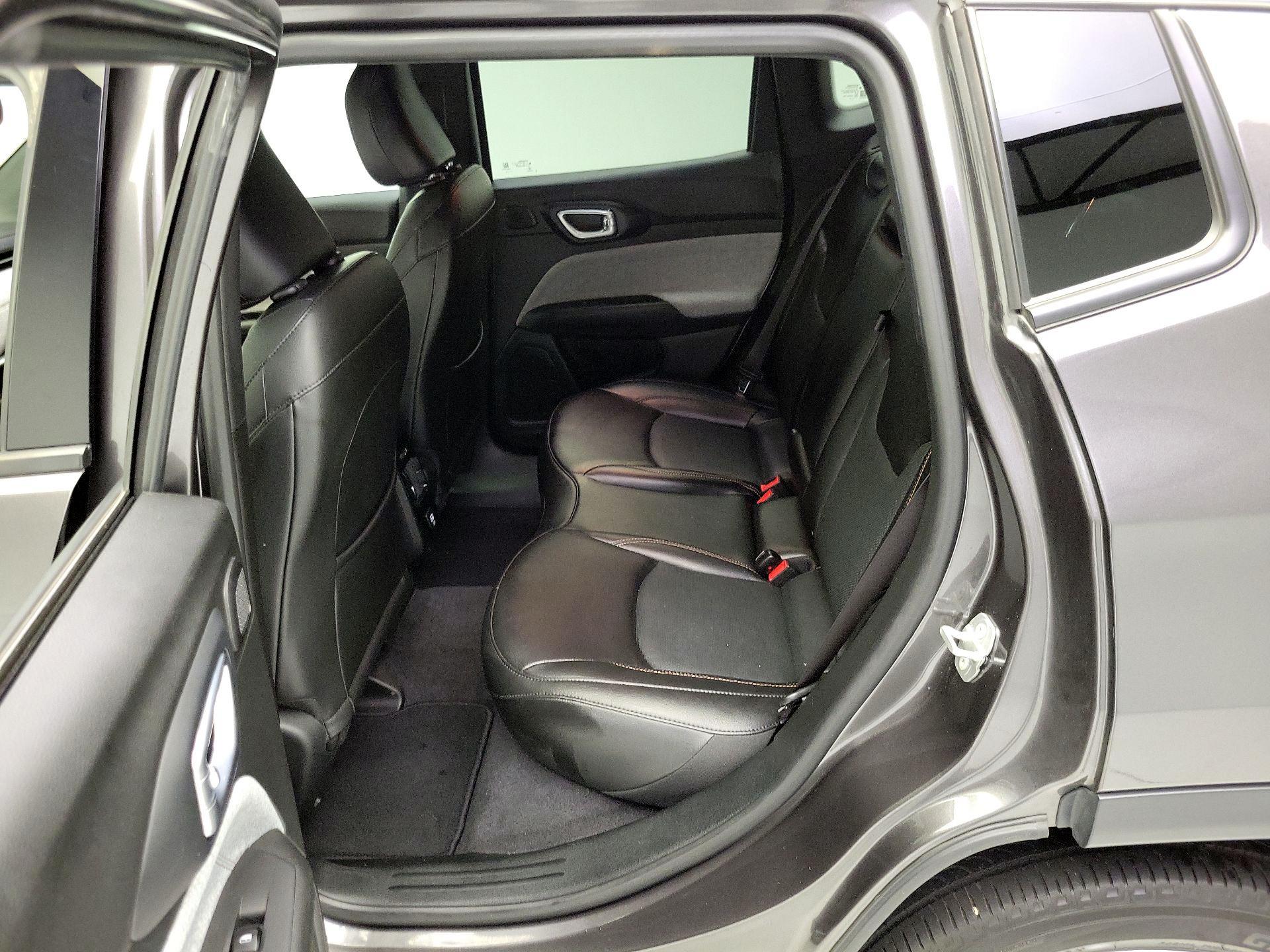 Thumbnail: 2023 Jeep Compass - 20