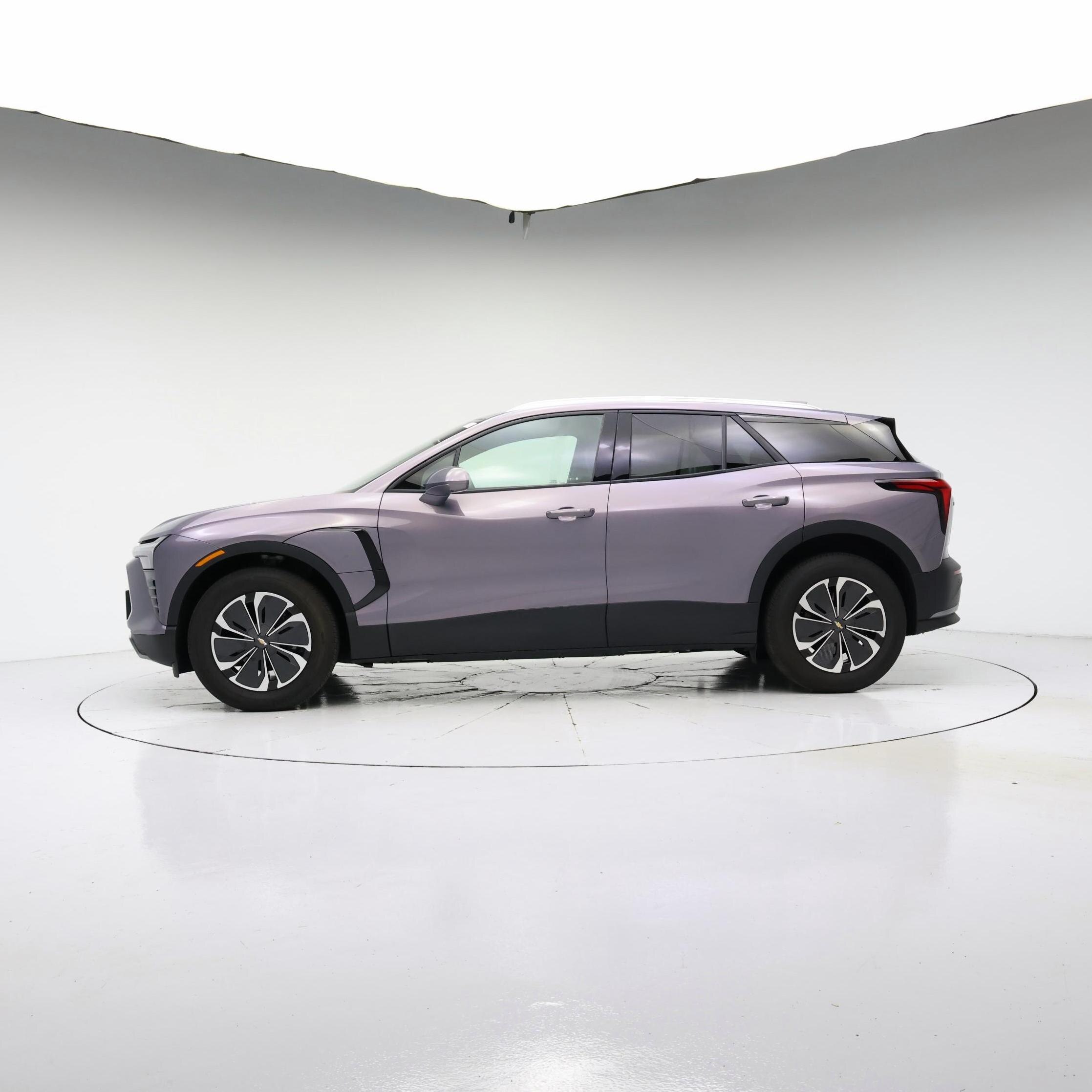 Thumbnail: 2024 Chevrolet Blazer EV - 3