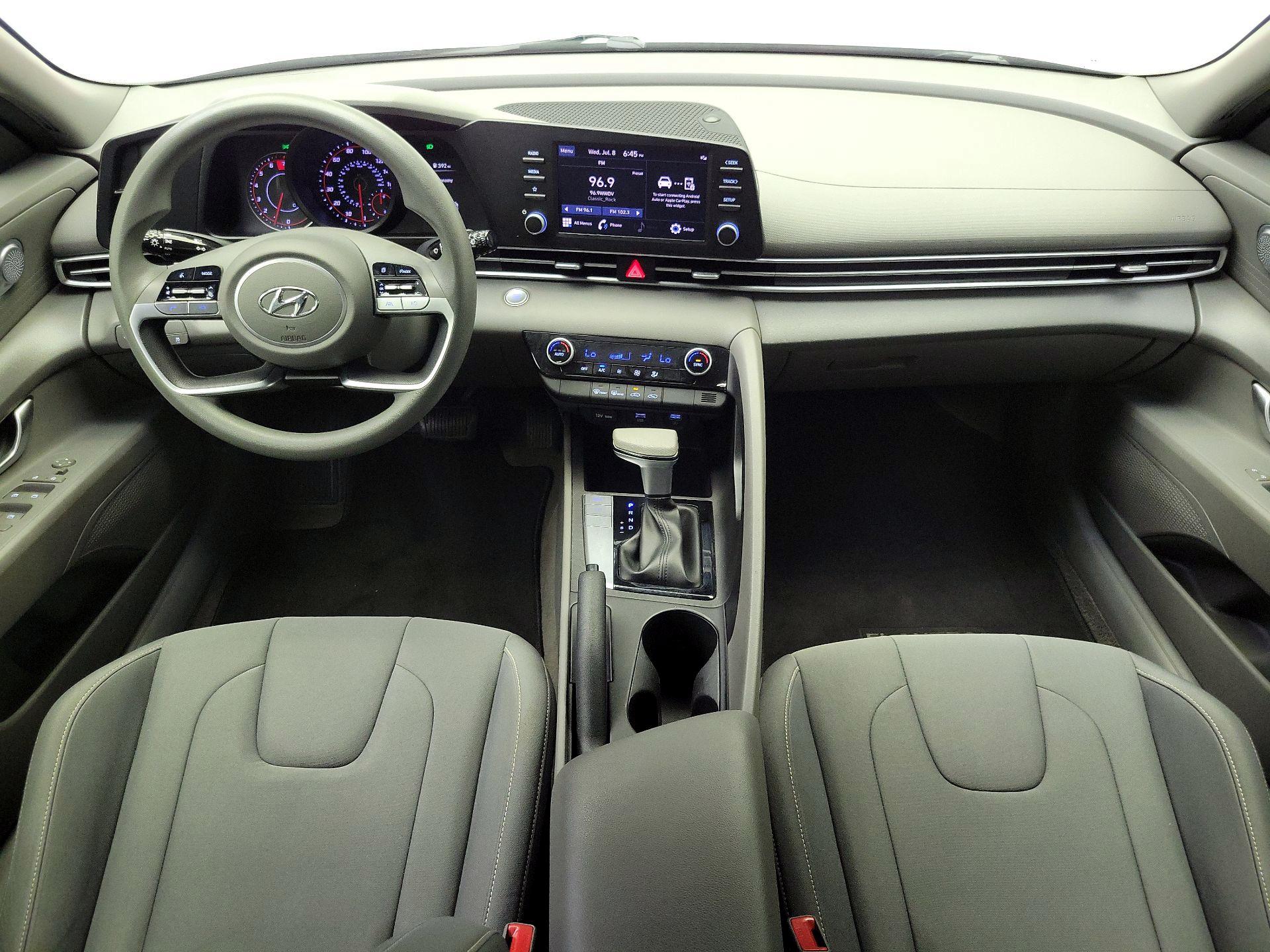 Thumbnail: 2023 Hyundai Elantra - 9