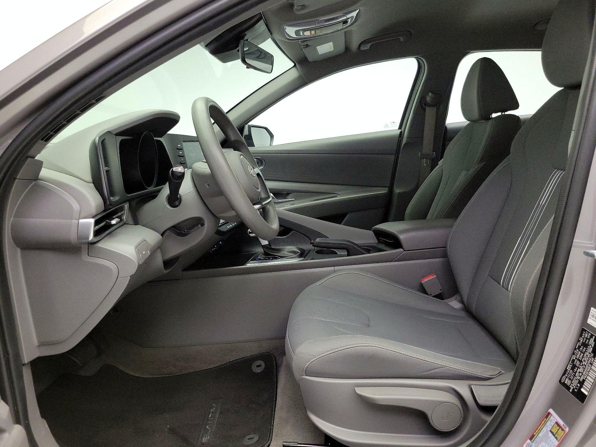 Thumbnail: 2023 Hyundai Elantra - 11