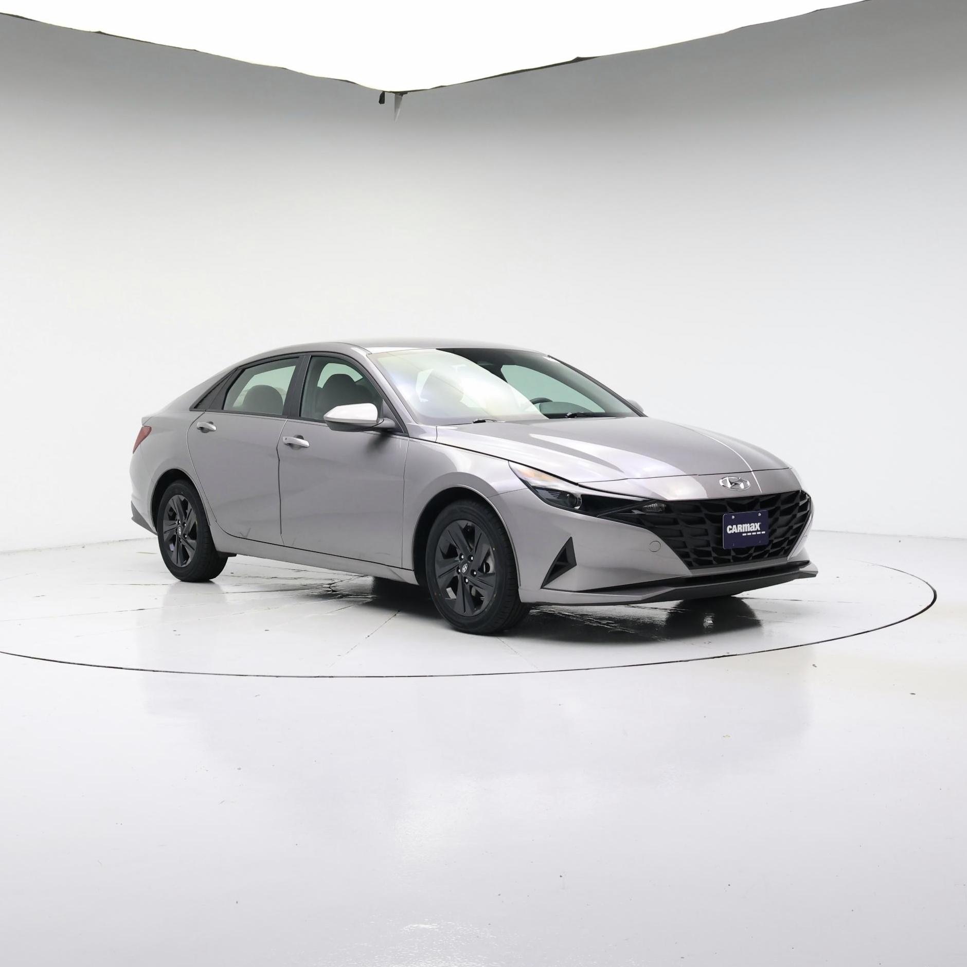Thumbnail: 2023 Hyundai Elantra - 2