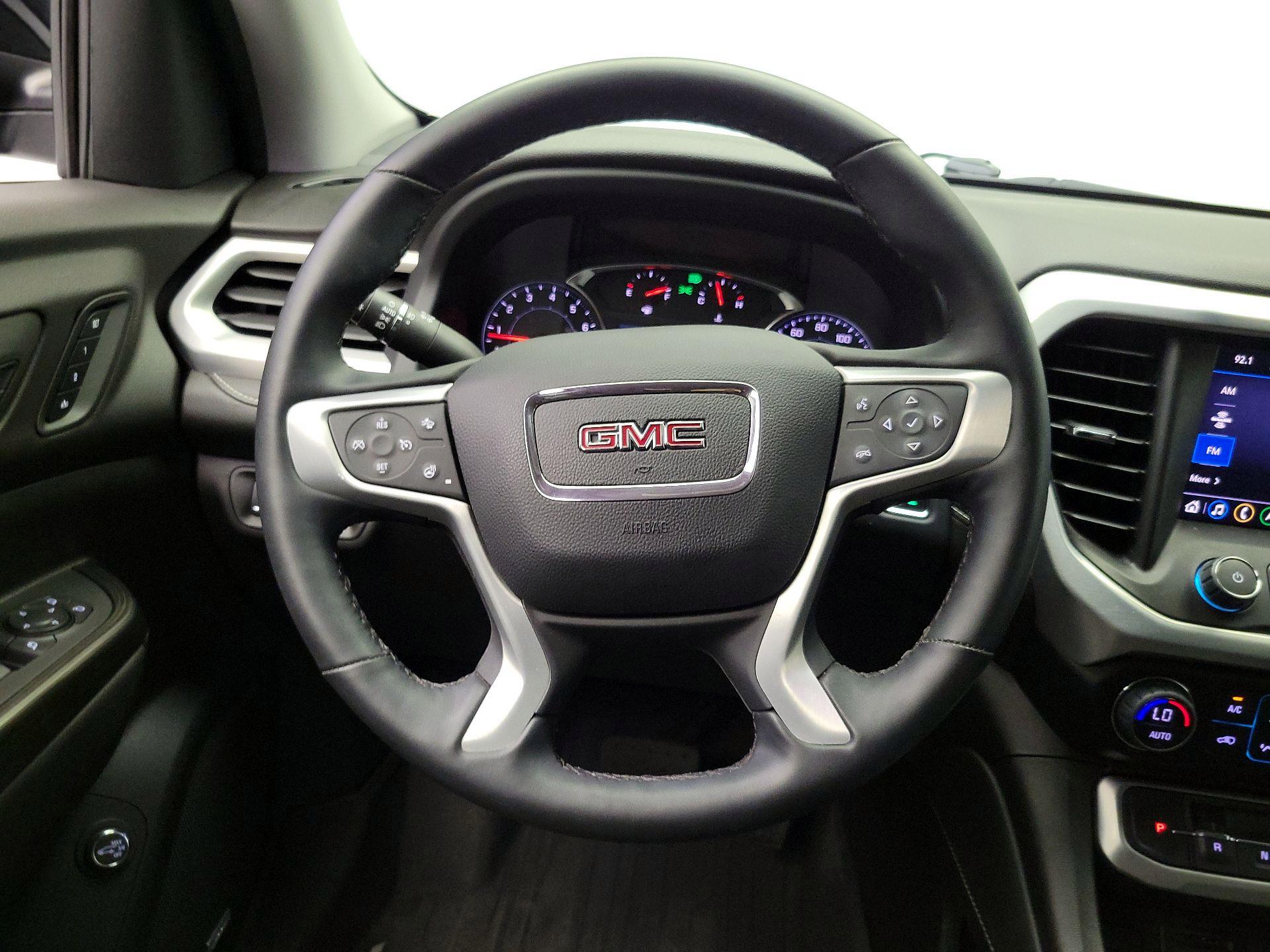 Thumbnail: 2023 GMC Acadia - 10