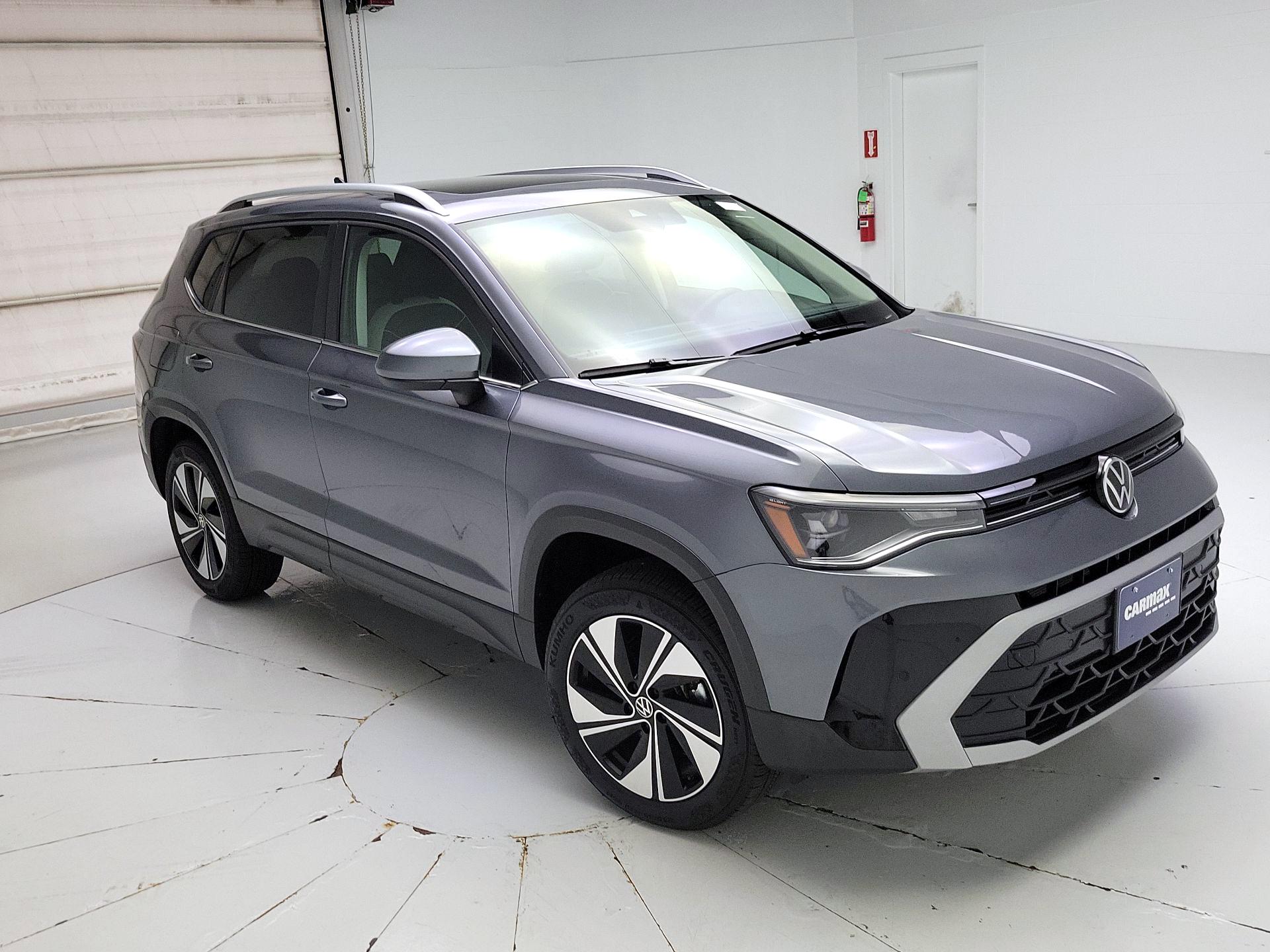 Thumbnail: 2025 Volkswagen Taos - 1