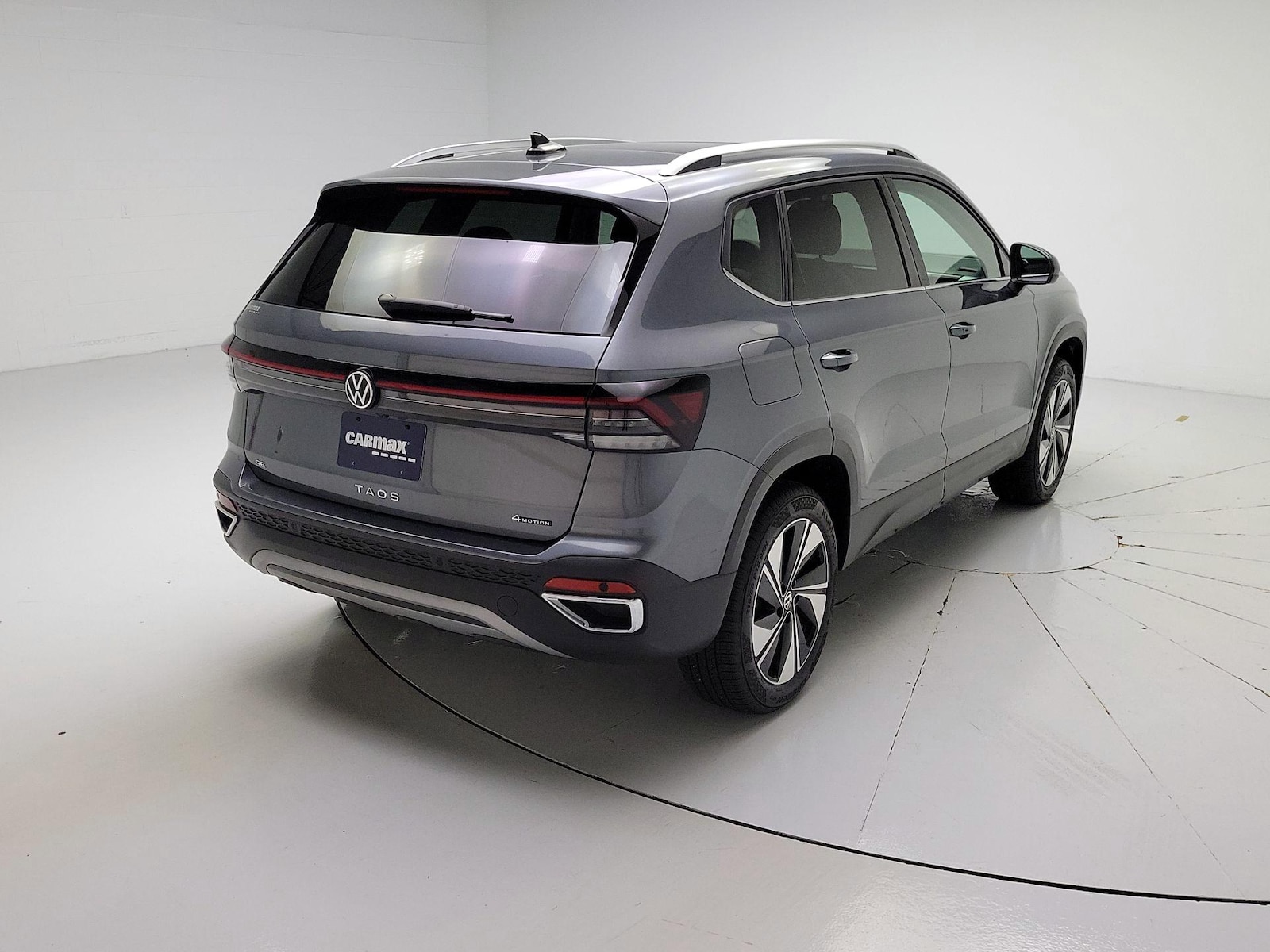 2025 Volkswagen Taos SE - Photo 5
