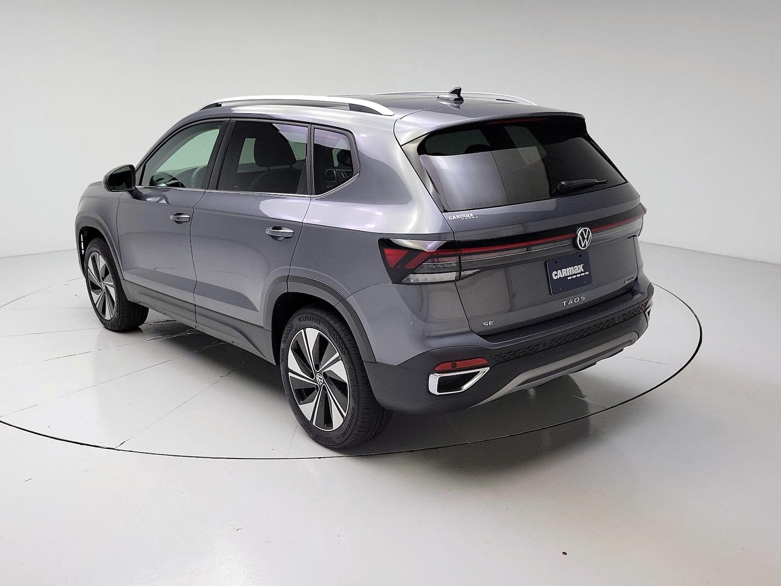 2025 Volkswagen Taos SE - Photo 7