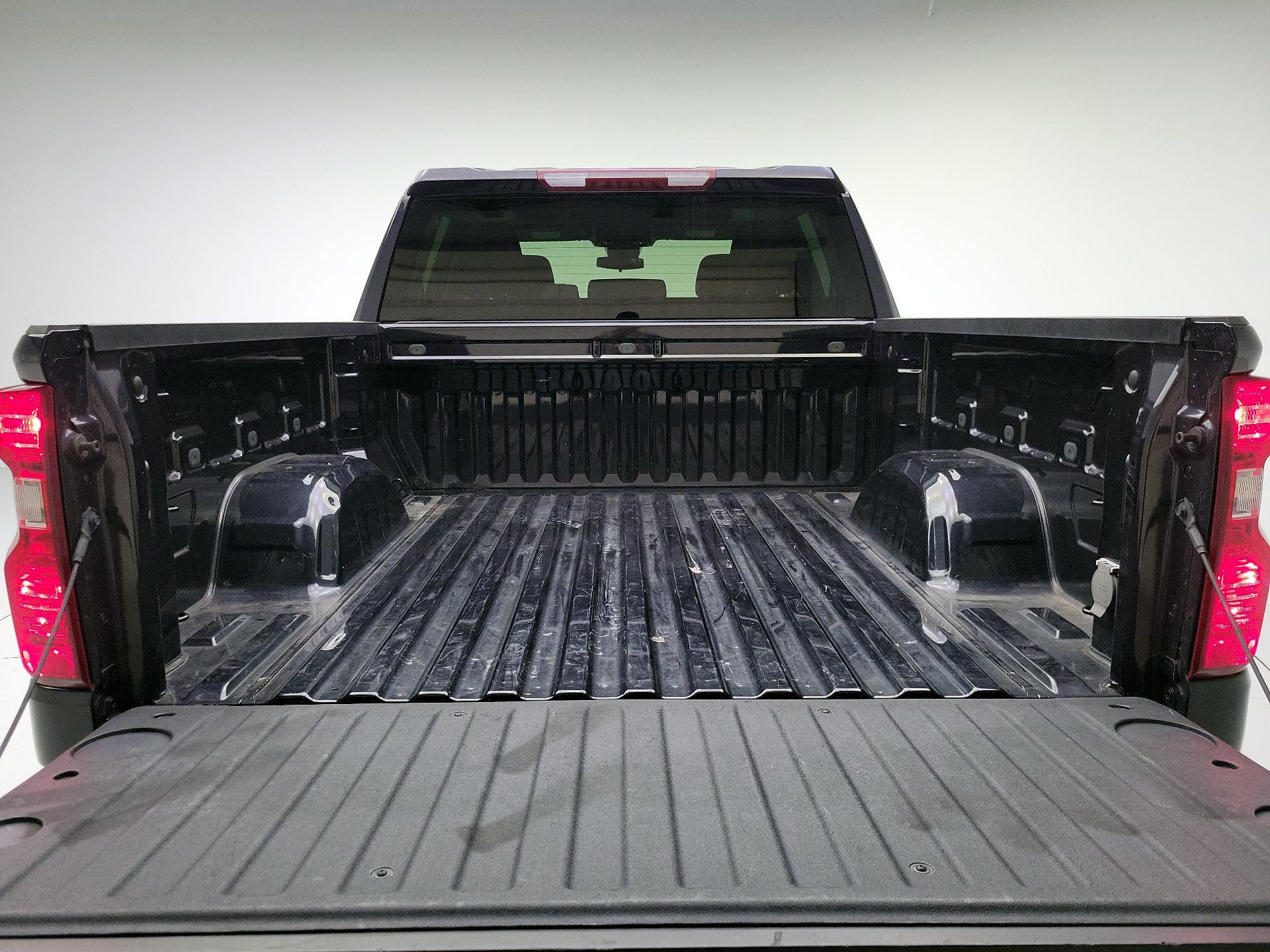 Thumbnail: 2022 Chevrolet Silverado 1500 - 20