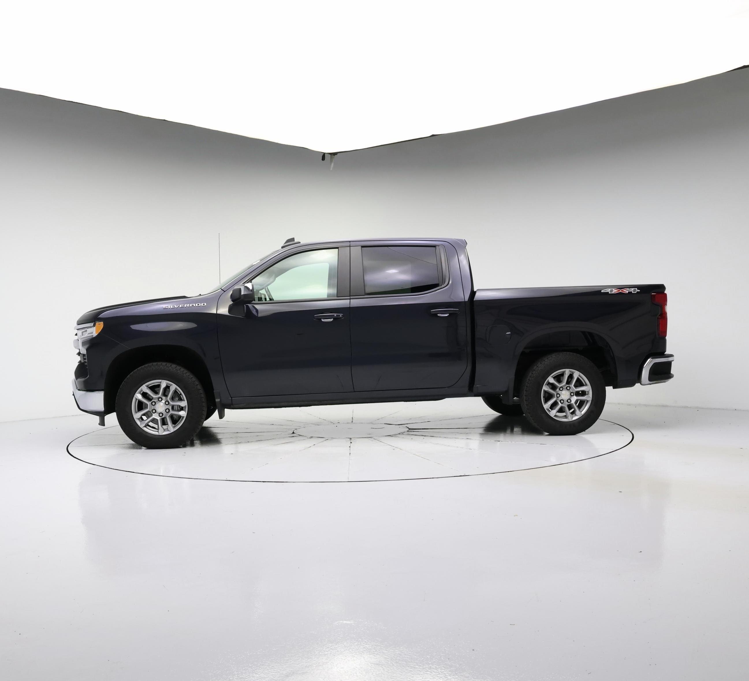 Thumbnail: 2022 Chevrolet Silverado 1500 - 3